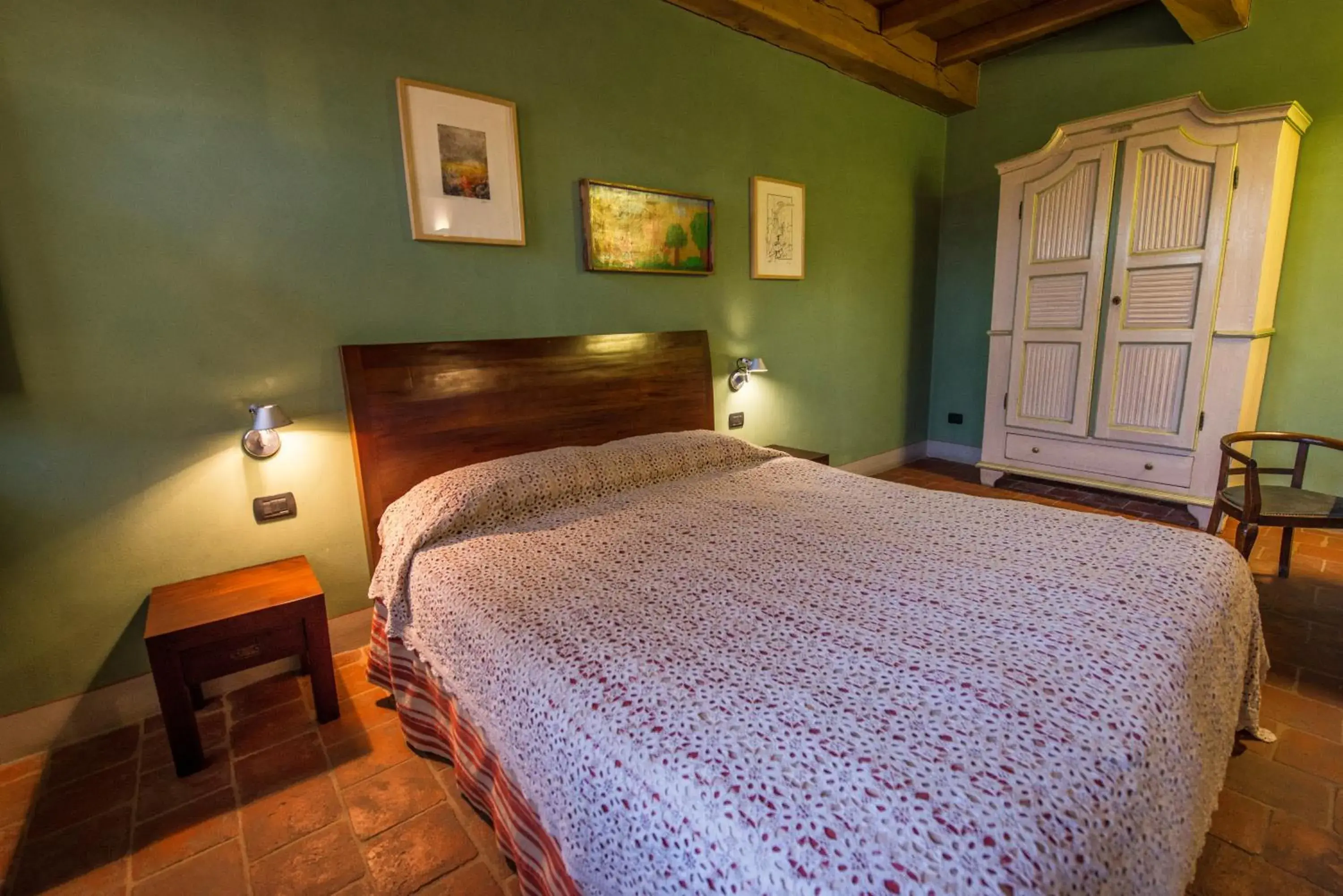 Double Room in Albergo Ristorante Garibaldi Double Room in Albergo Ristorante Garibaldi