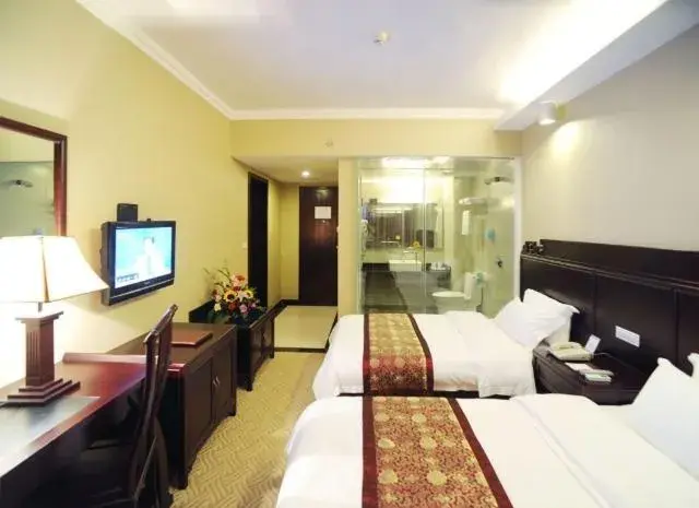 Deluxe Twin Room in West Street Vista Hotel Deluxe Twin Room in West Street Vista Hotel