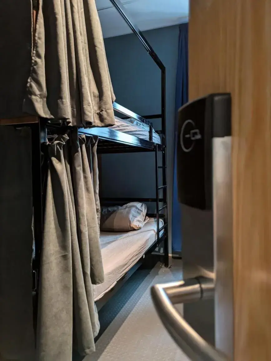 Bed in Premium 6-Bed Mixed Dormitory Room in Bla Bla Hostel Bed in Premium 6-Bed Mixed Dormitory Room in Bla Bla Hostel