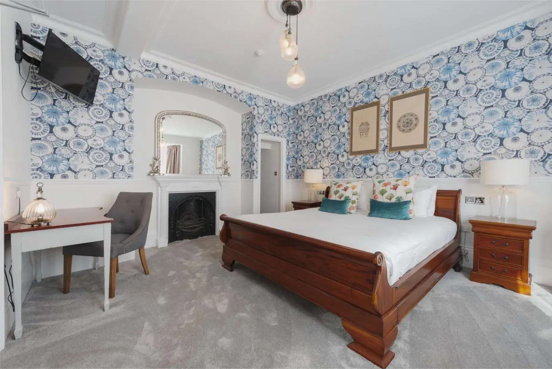 Suite with Shower in Florence Suite Boutique Hotel and Restaurant Suite with Shower in Florence Suite Boutique Hotel and Restaurant