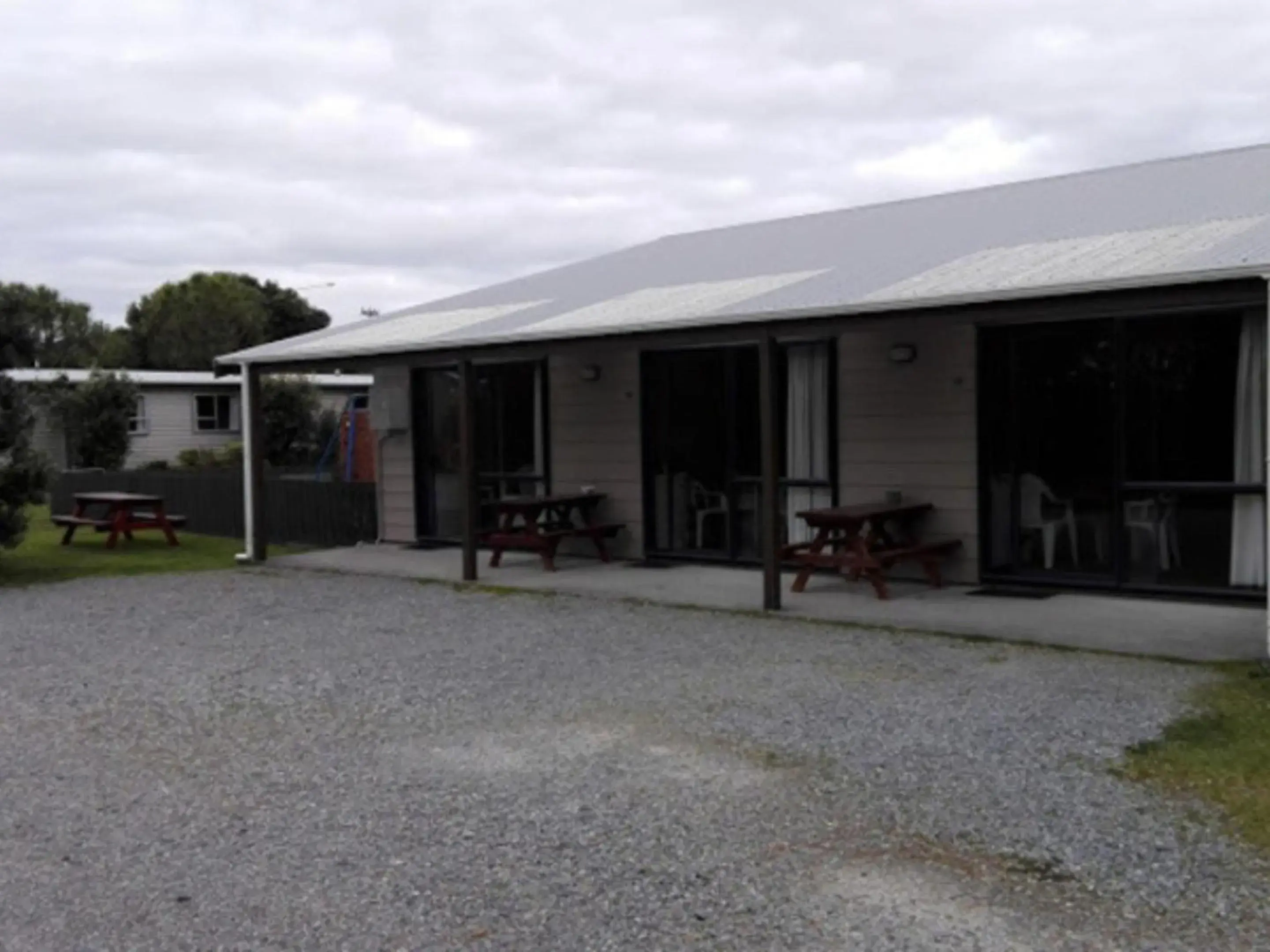 Standard Cabin in Greymouth Kiwi Holiday Park & Motels Standard Cabin in Greymouth Kiwi Holiday Park & Motels