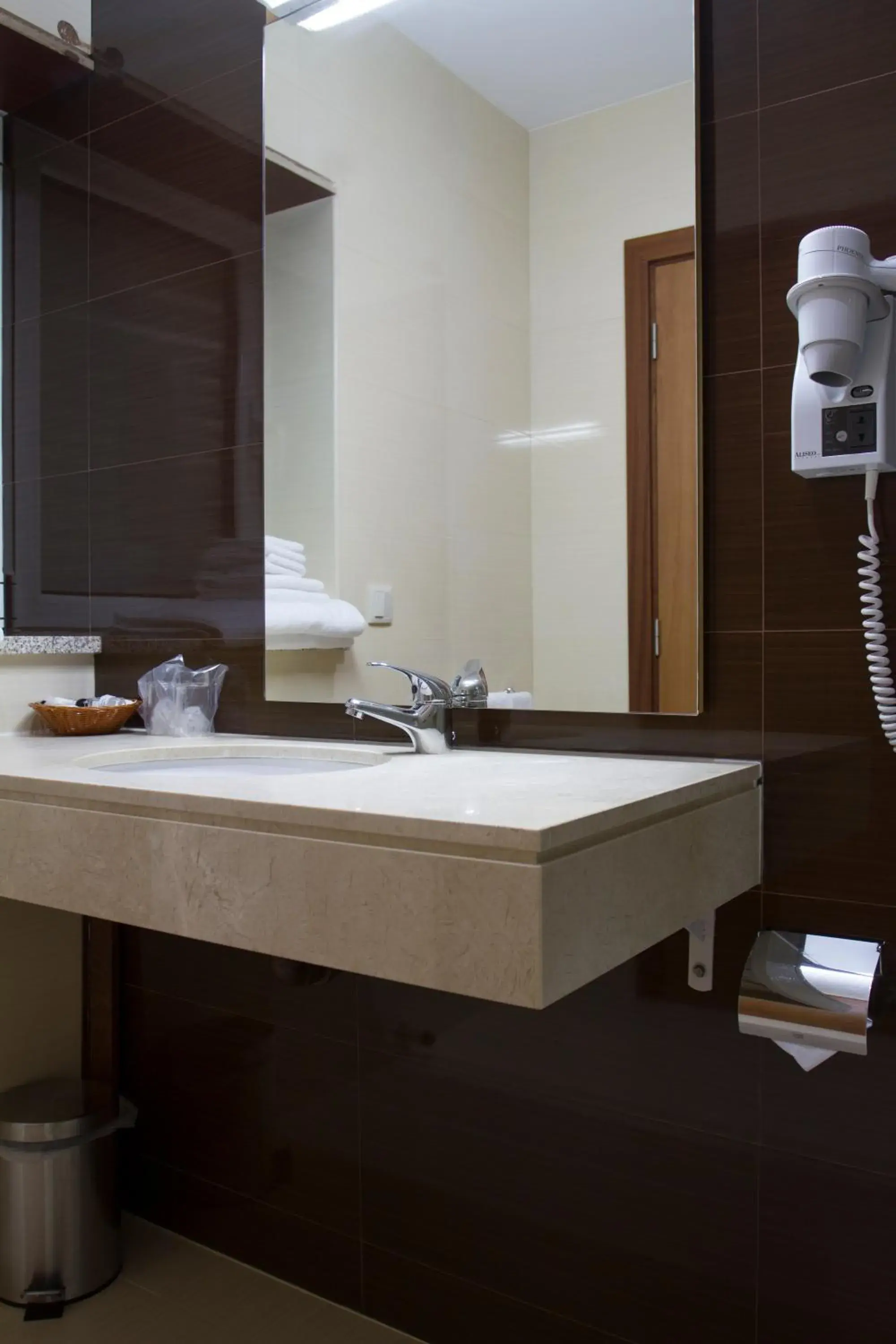 Superior Double Room in Hotel Aguiar da Pena Superior Double Room in Hotel Aguiar da Pena