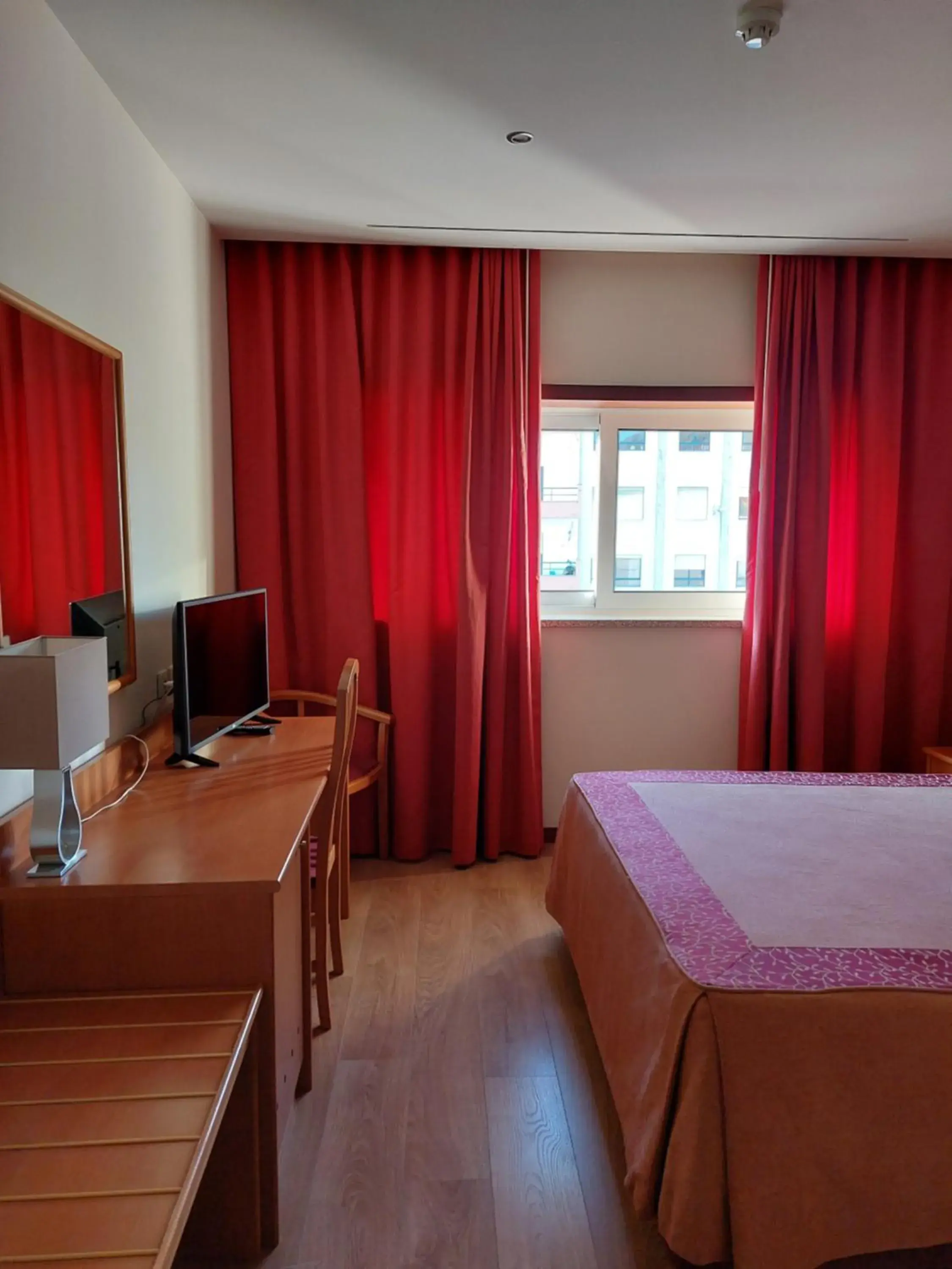 Standard Double Room in Hotel Aguiar da Pena Standard Double Room in Hotel Aguiar da Pena