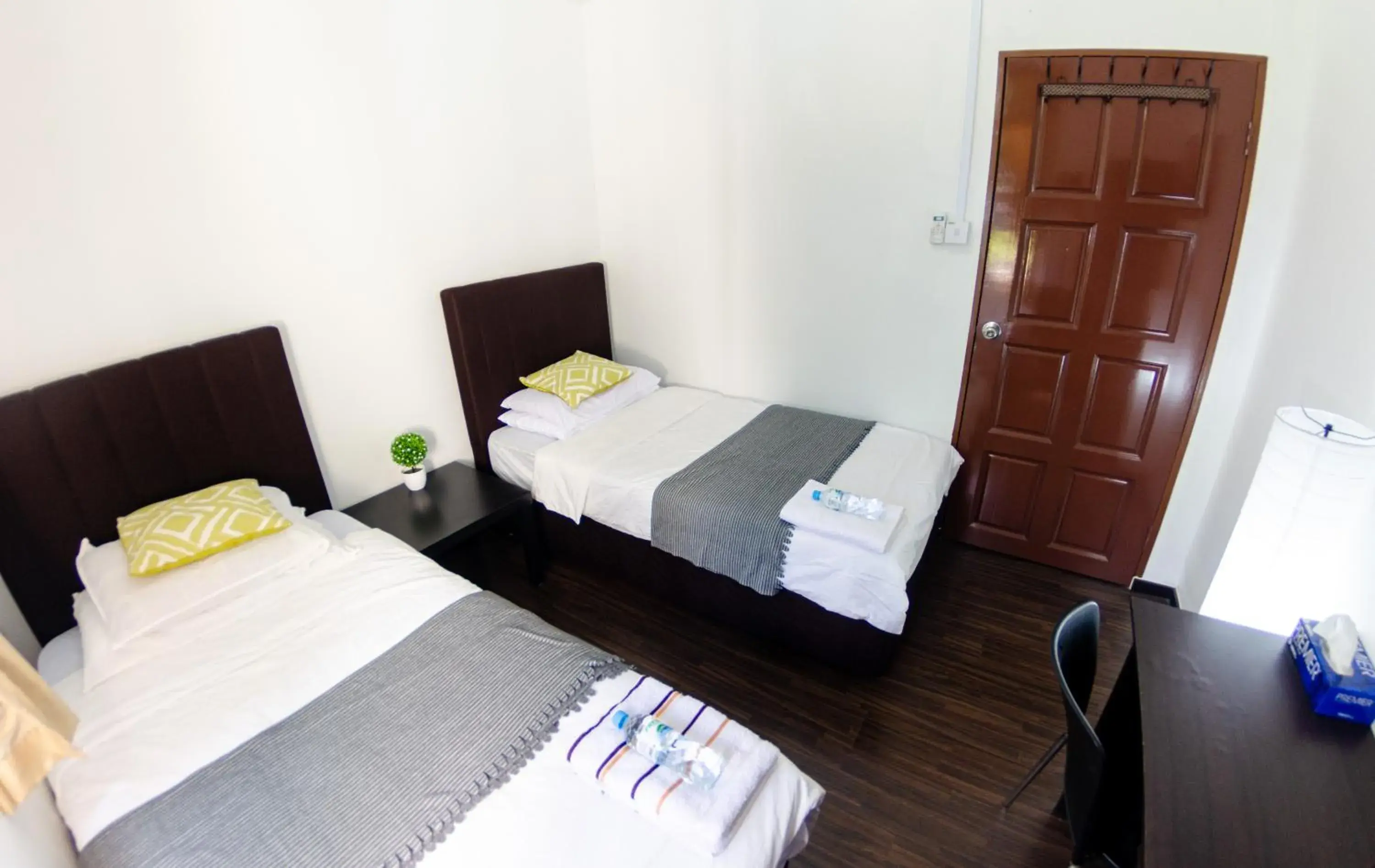 Poni Homestay Poni Homestay