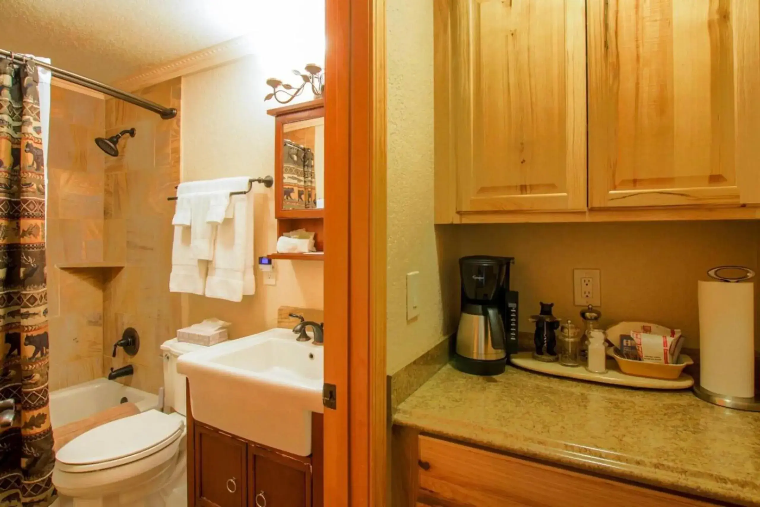 Studio in Yellowstone Gateway Inn Studio in Yellowstone Gateway Inn