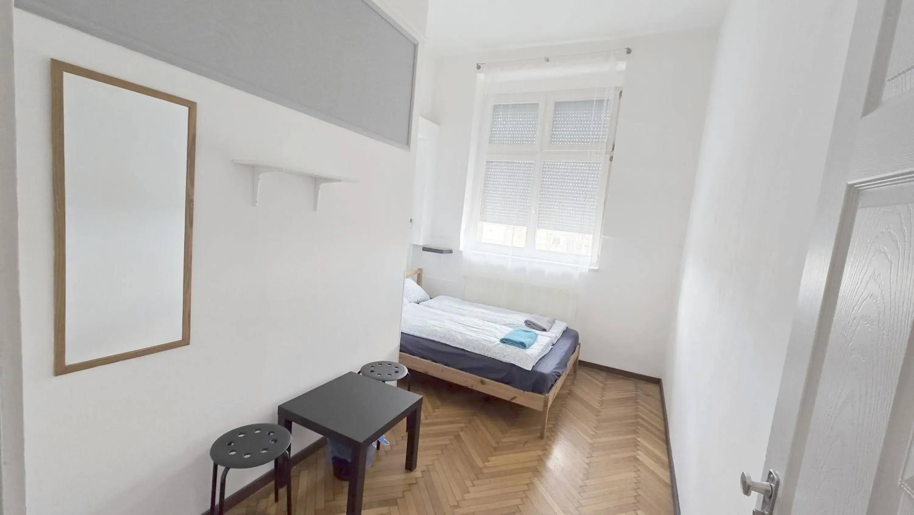 Double Room with City View in Artist Guest House Double Room with City View in Artist Guest House