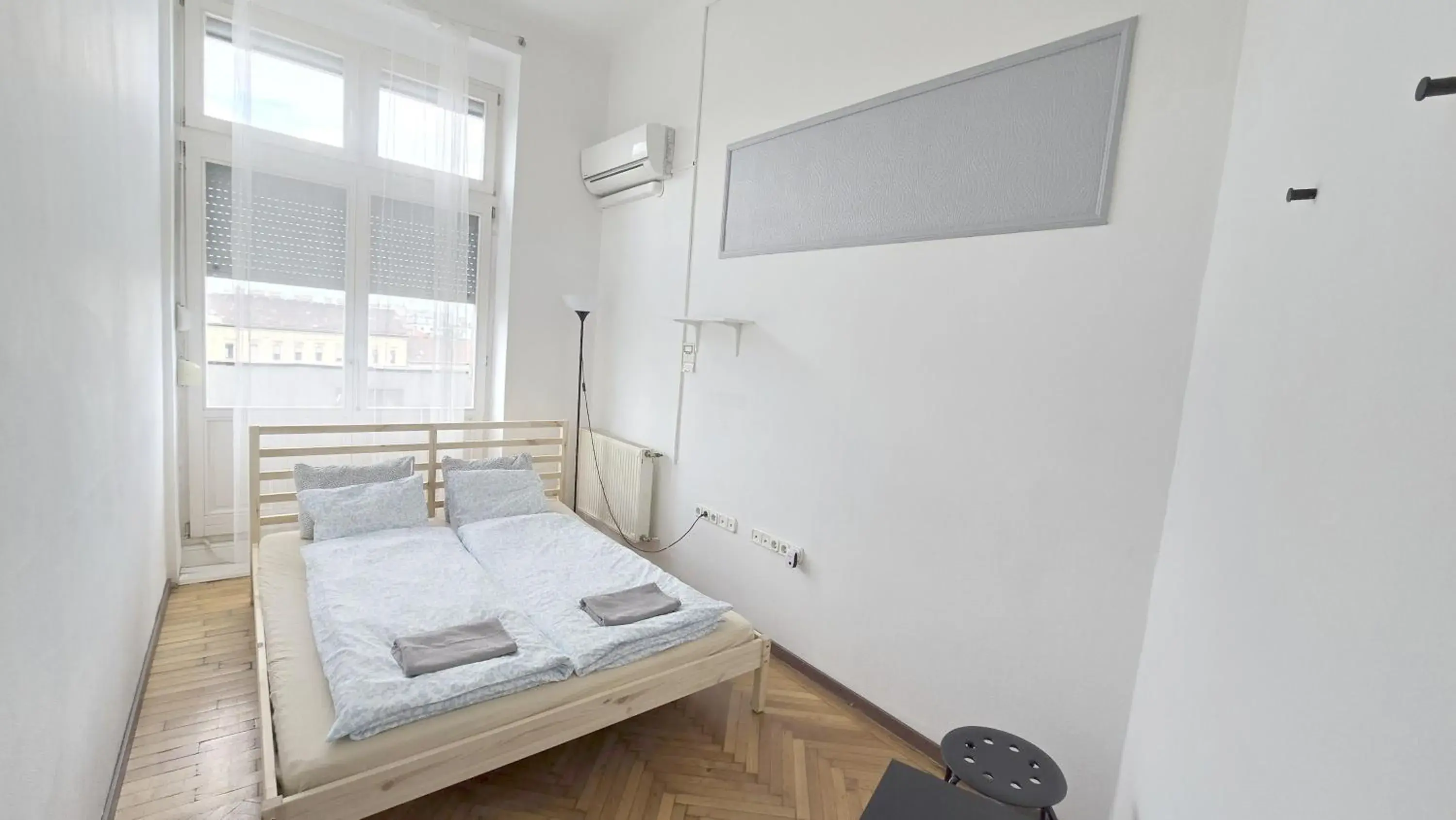 Double Room with City View in Artist Guest House Double Room with City View in Artist Guest House