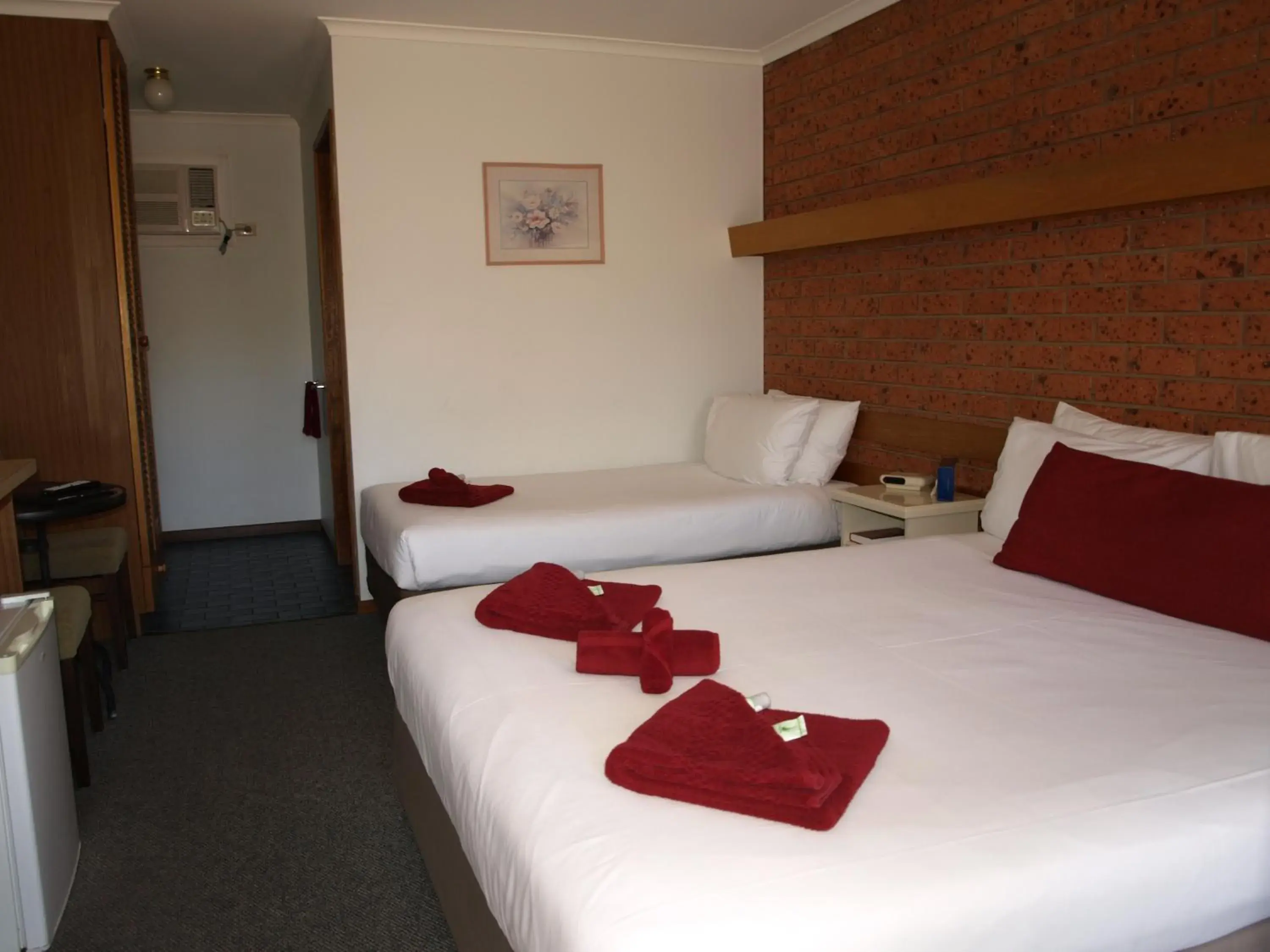 Twin Room in Old Coach Motor Inn Echuca Twin Room in Old Coach Motor Inn Echuca