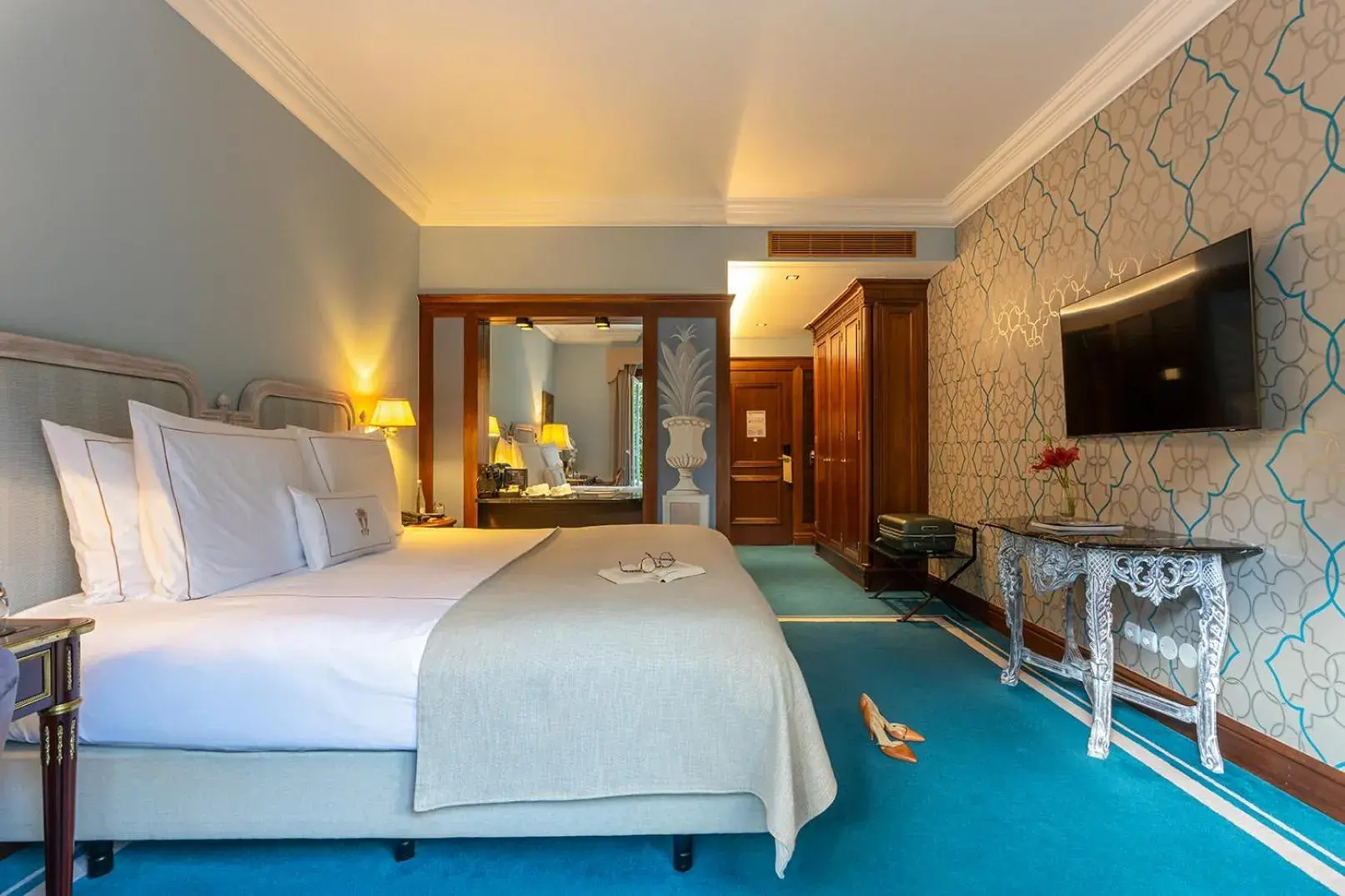 Premium Twin Room with Garden View in Pestana Palace Lisboa Hotel & National Monument - The Leading Hotels of the World Premium Twin Room with Garden View in Pestana Palace Lisboa Hotel & National Monument - The Leading Hotels of the World