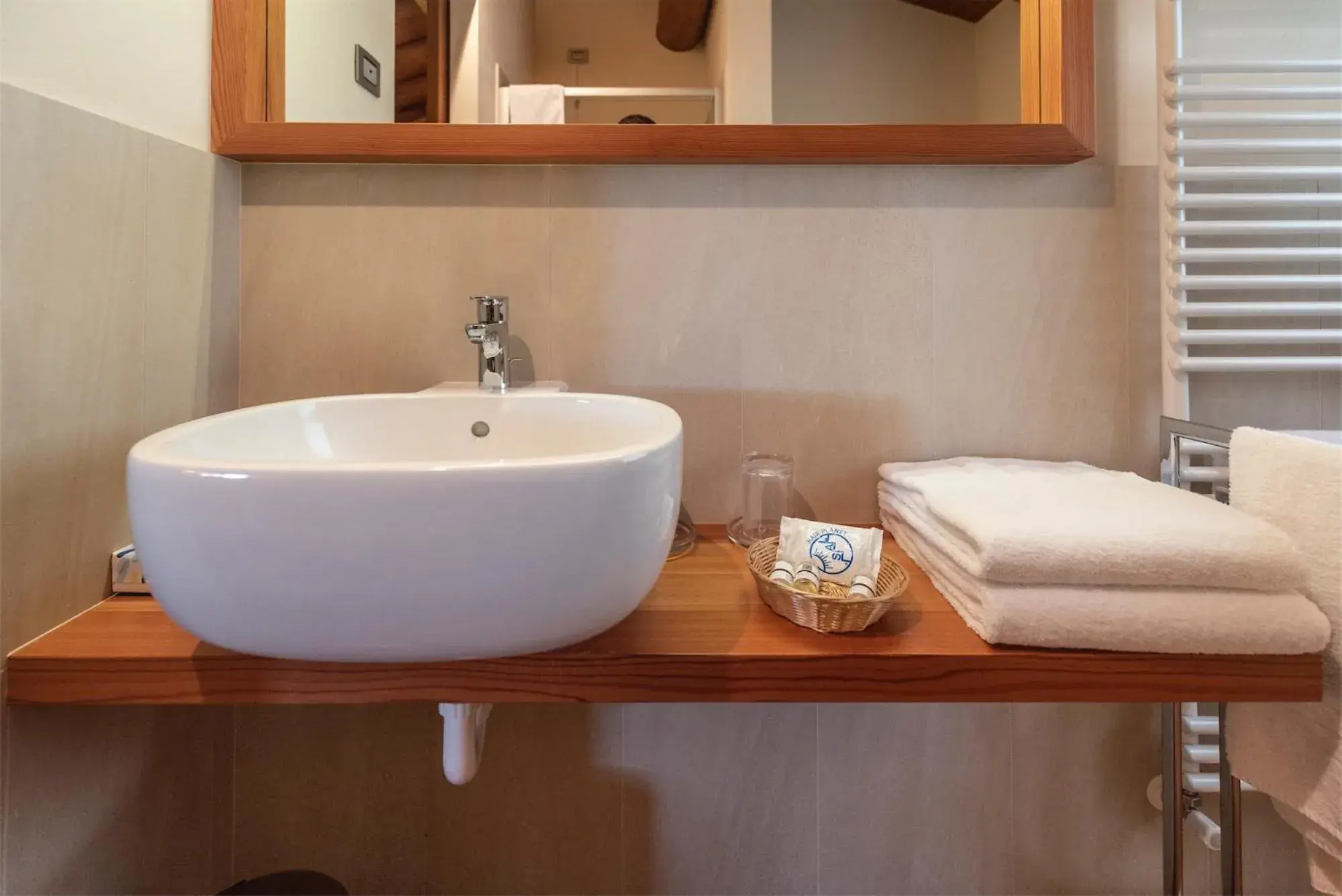 Suite in Agriturismo Ca' Giulietta Suite in Agriturismo Ca' Giulietta