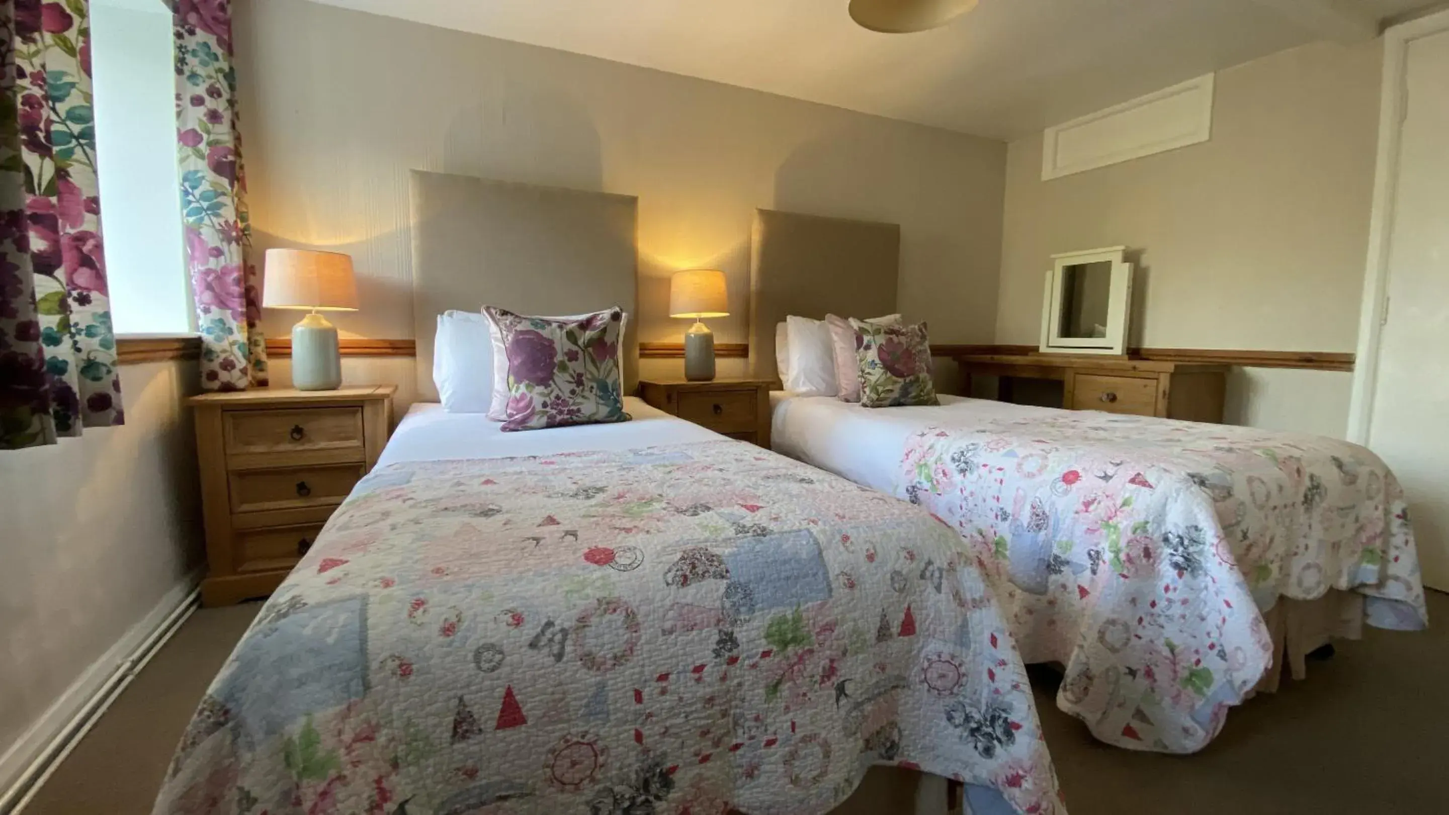 Double Room with Private Bathroom - single occupancy in The New Inn Double Room with Private Bathroom - single occupancy in The New Inn