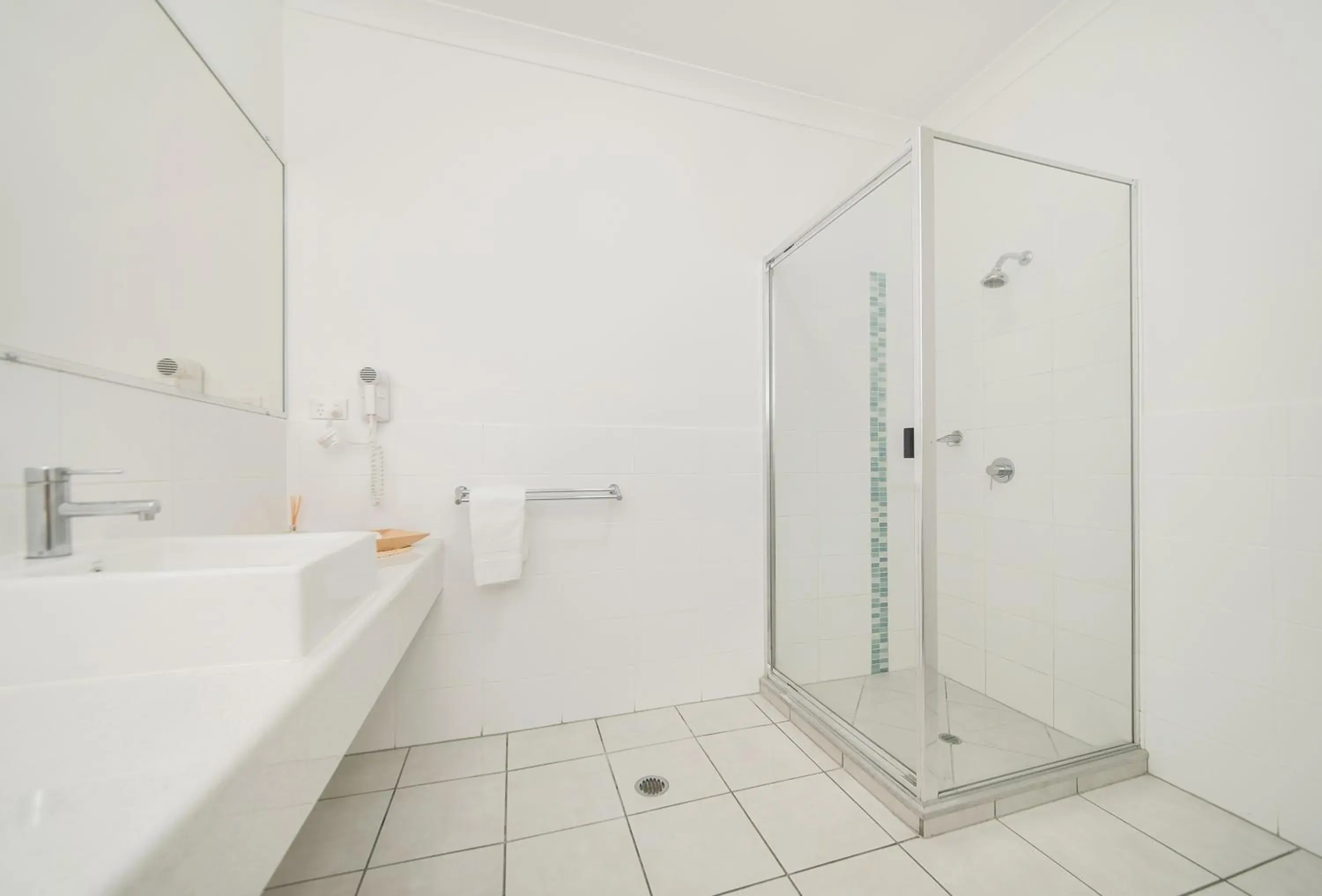 Double or Twin Room with Balcony in The Coast Motel Double or Twin Room with Balcony in The Coast Motel