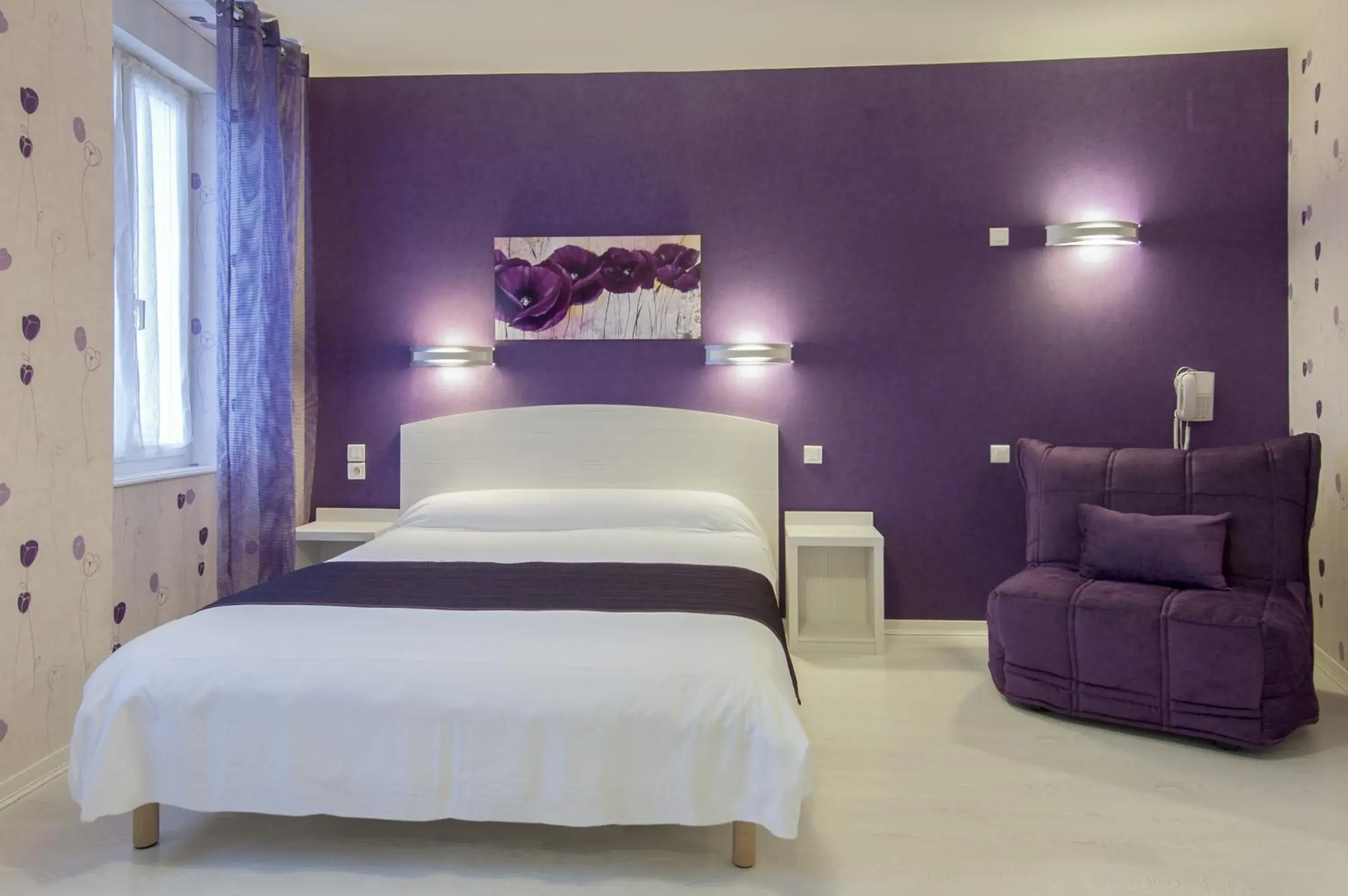 Superior Double Room in Logis Hôtel Restaurant Cazes Arazat Superior Double Room in Logis Hôtel Restaurant Cazes Arazat