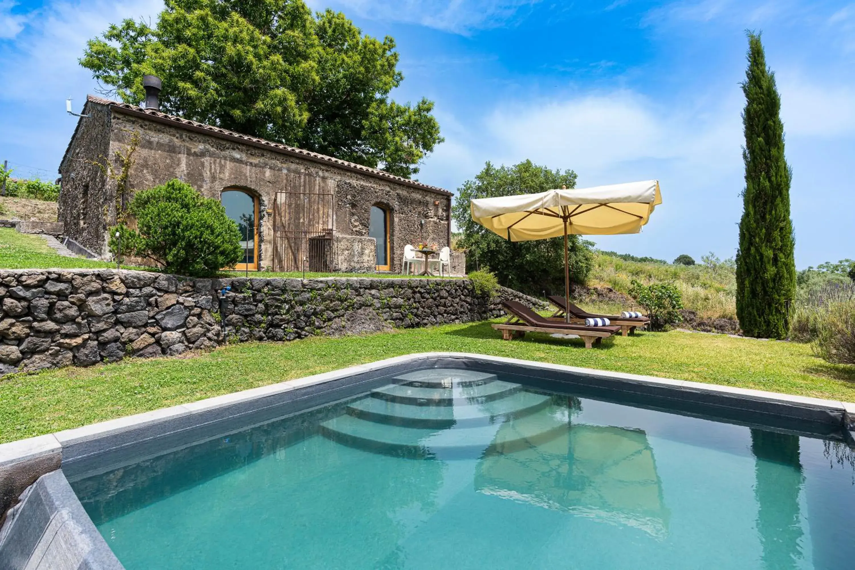 Villa with Private Pool in Monaci delle Terre Nere Villa with Private Pool in Monaci delle Terre Nere