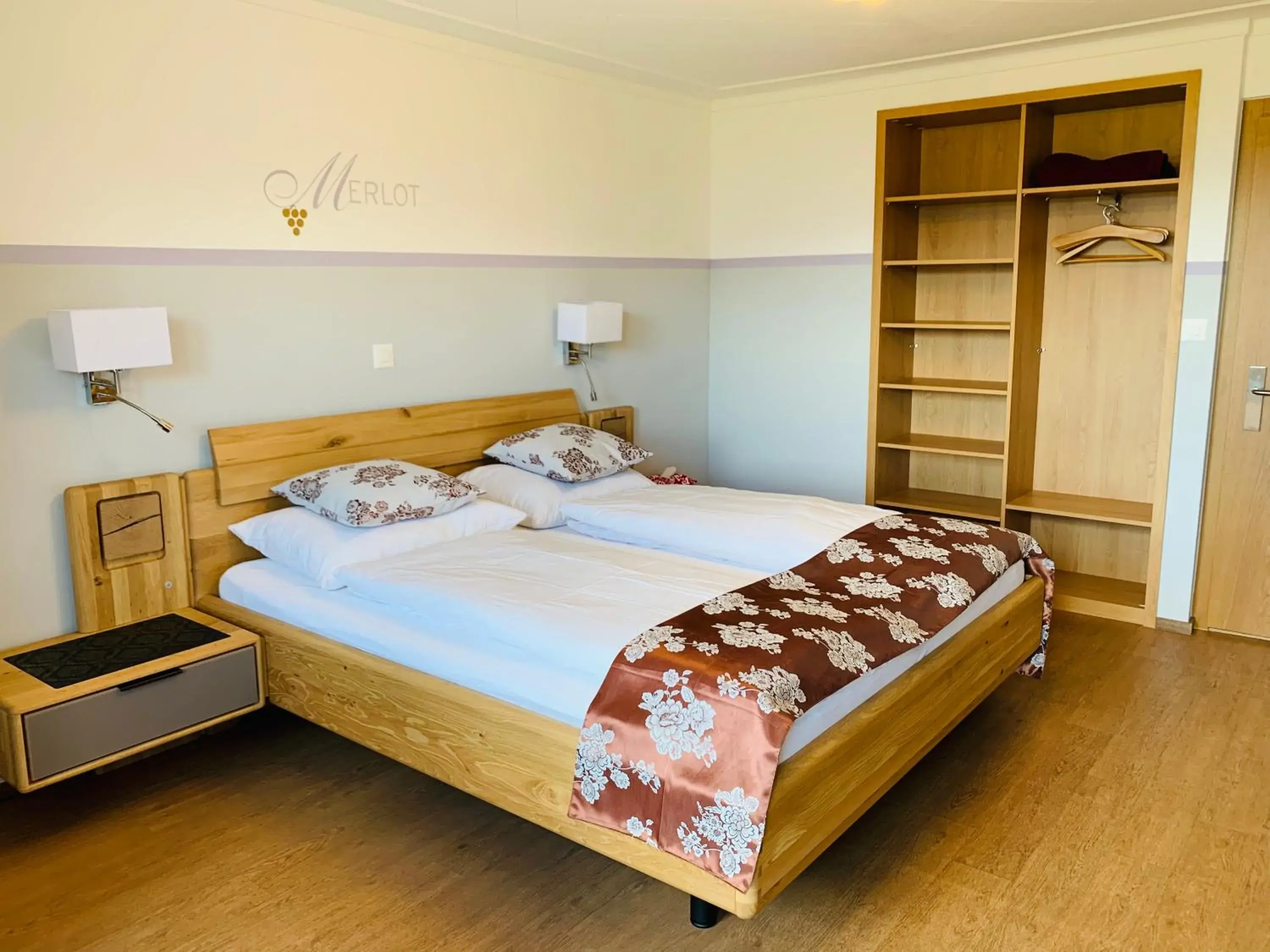 Deluxe Double Room with Balcony in Gasthof zur Bündte Deluxe Double Room with Balcony in Gasthof zur Bündte
