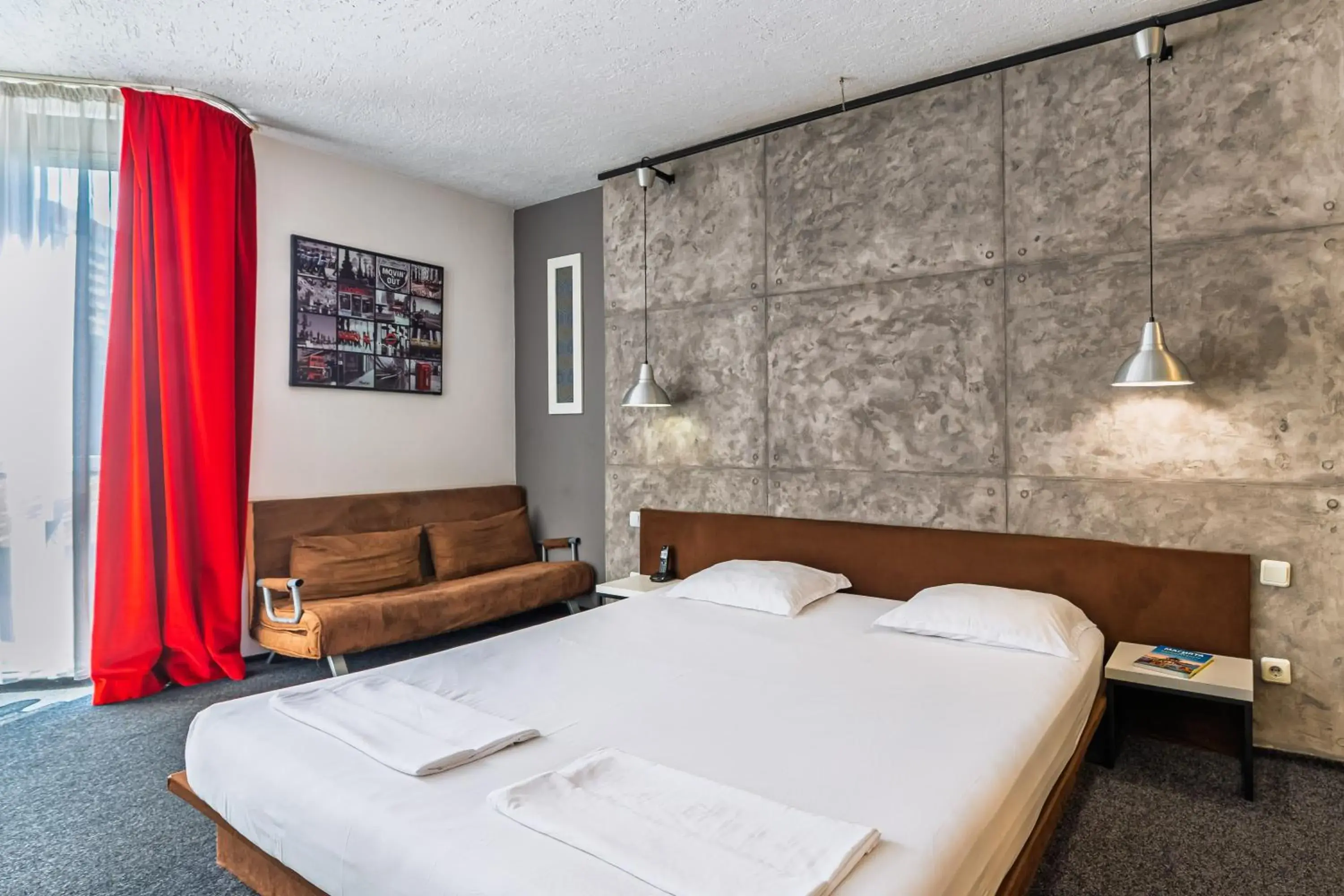 Design Studio in Art Hotel Simona Design Studio in Art Hotel Simona