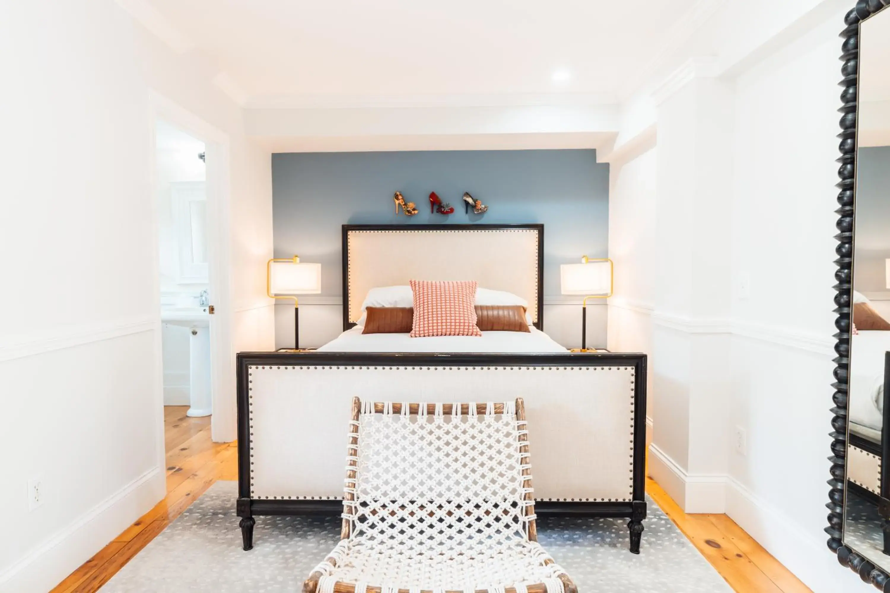 Deluxe Queen Room in Ellery Hotel Provincetown Deluxe Queen Room in Ellery Hotel Provincetown