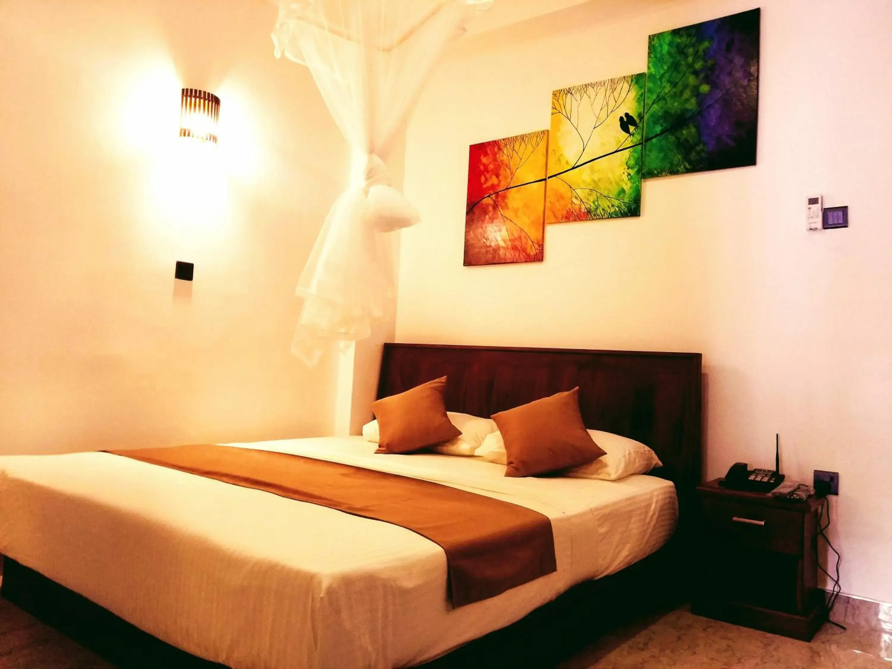 Deluxe Double Room with Balcony in Queens mount Deluxe Double Room with Balcony in Queens mount