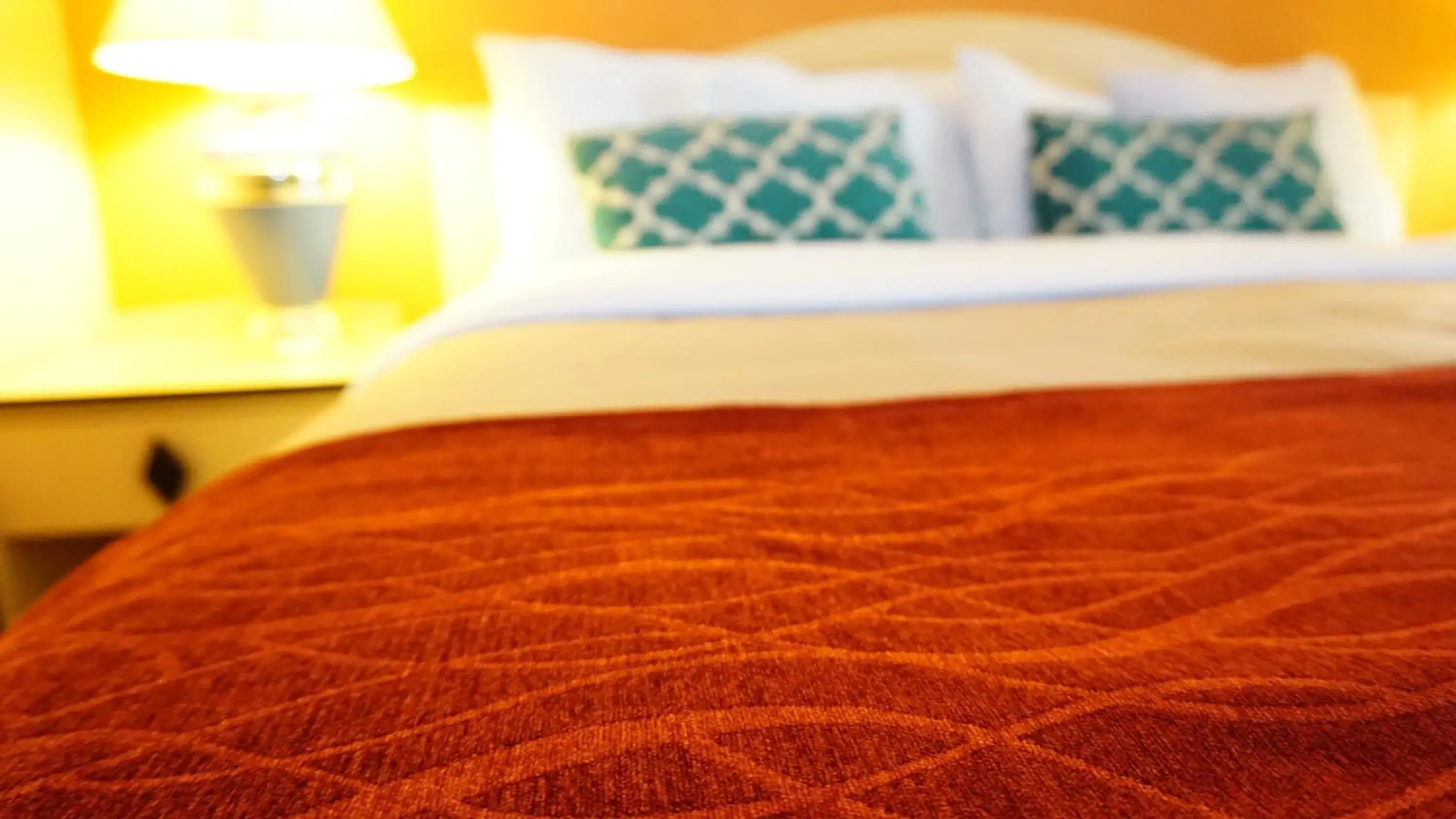 Queen Room with One Queen Bed - Non-Smoking in Virginia Inn Queen Room with One Queen Bed - Non-Smoking in Virginia Inn