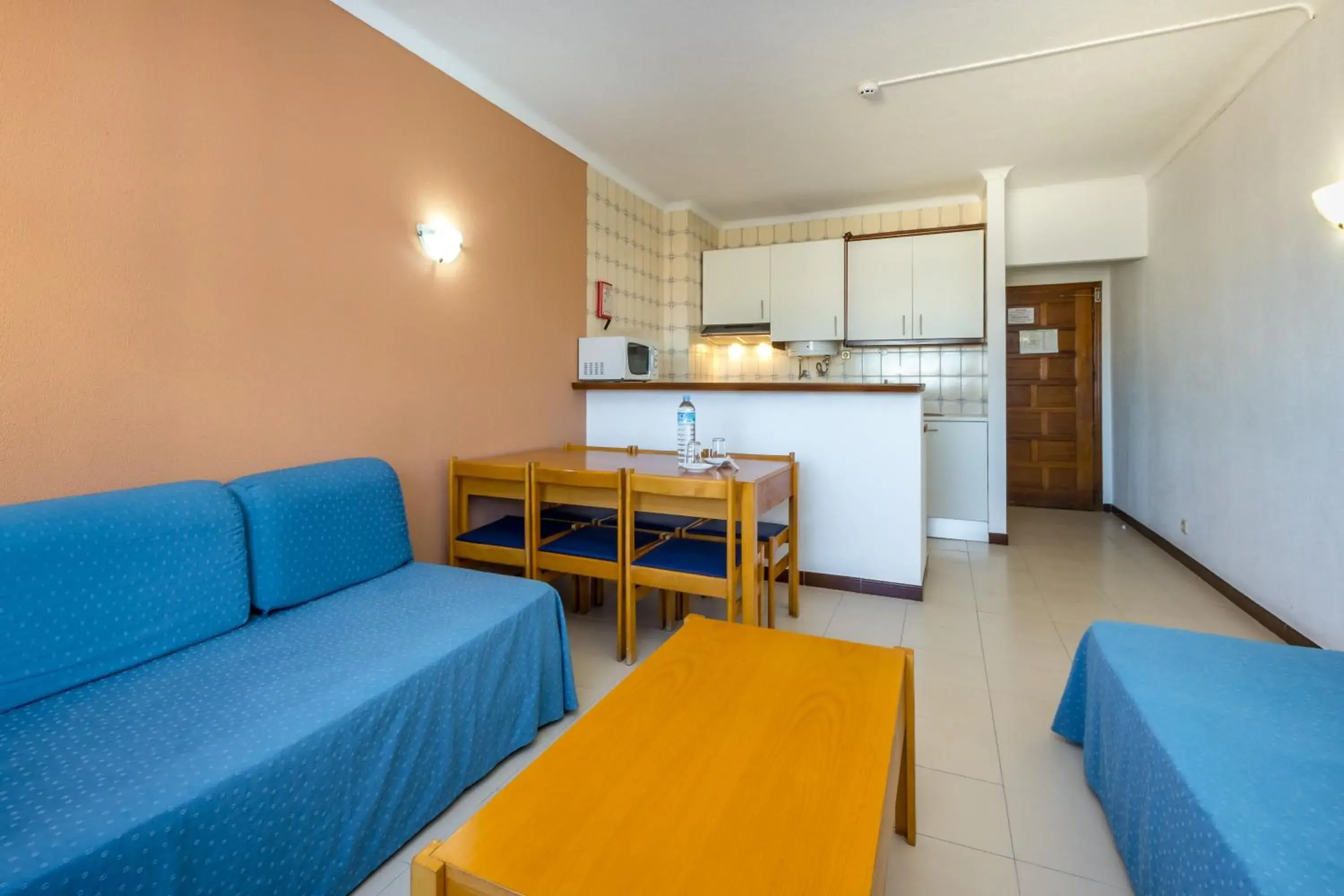 Two-Bedroom Apartment in Janelas do Mar Apartamentos Turisticos Two-Bedroom Apartment in Janelas do Mar Apartamentos Turisticos