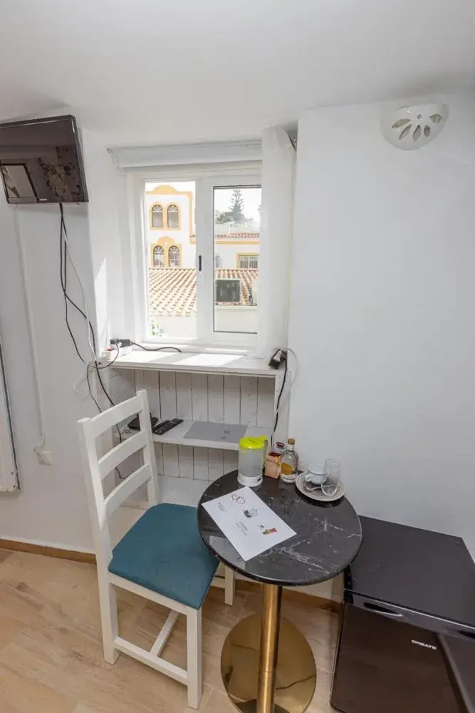 Single Room - single occupancy in O Quintal Guesthouse Single Room - single occupancy in O Quintal Guesthouse