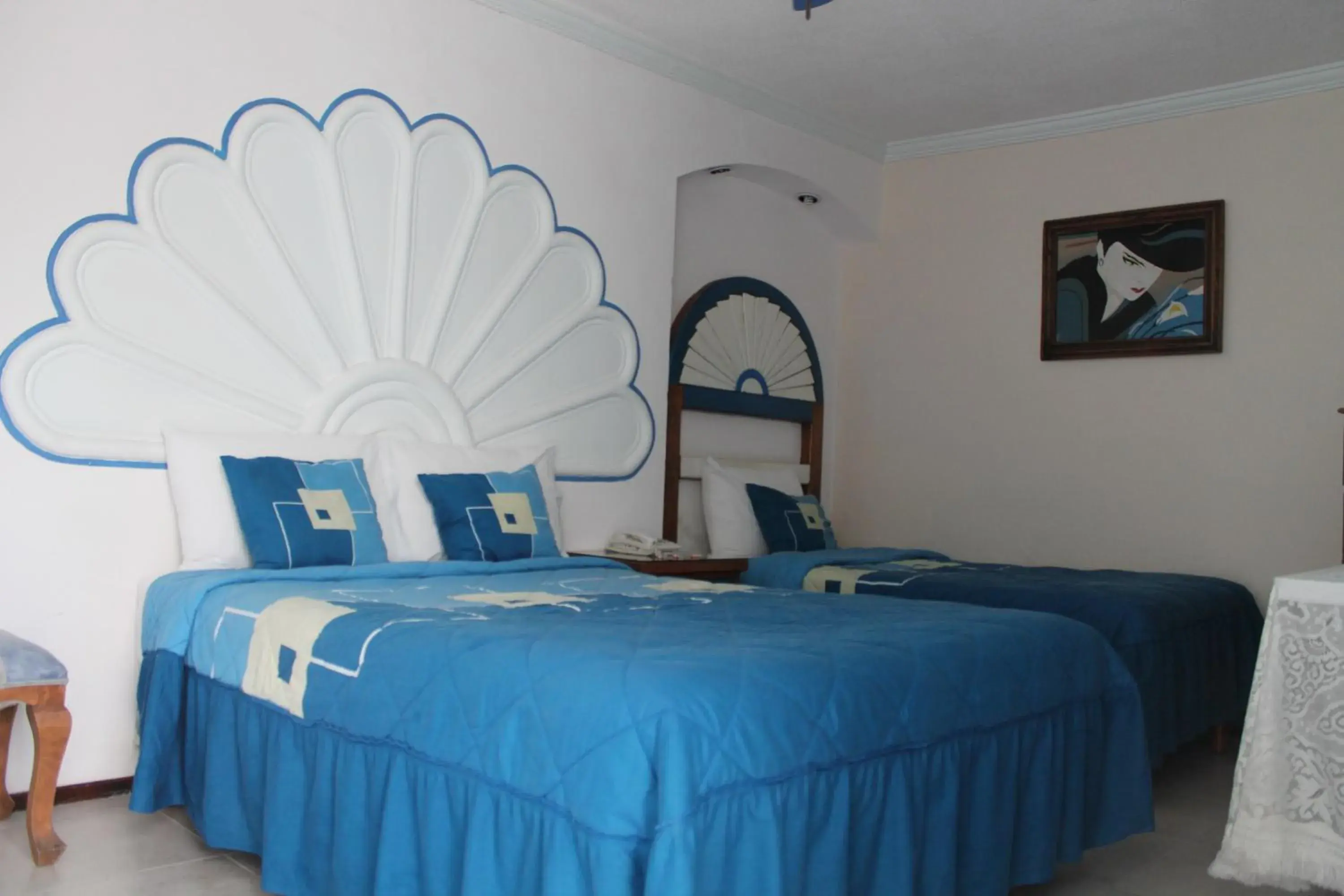 Triple Room in Hotel El Refugio Triple Room in Hotel El Refugio