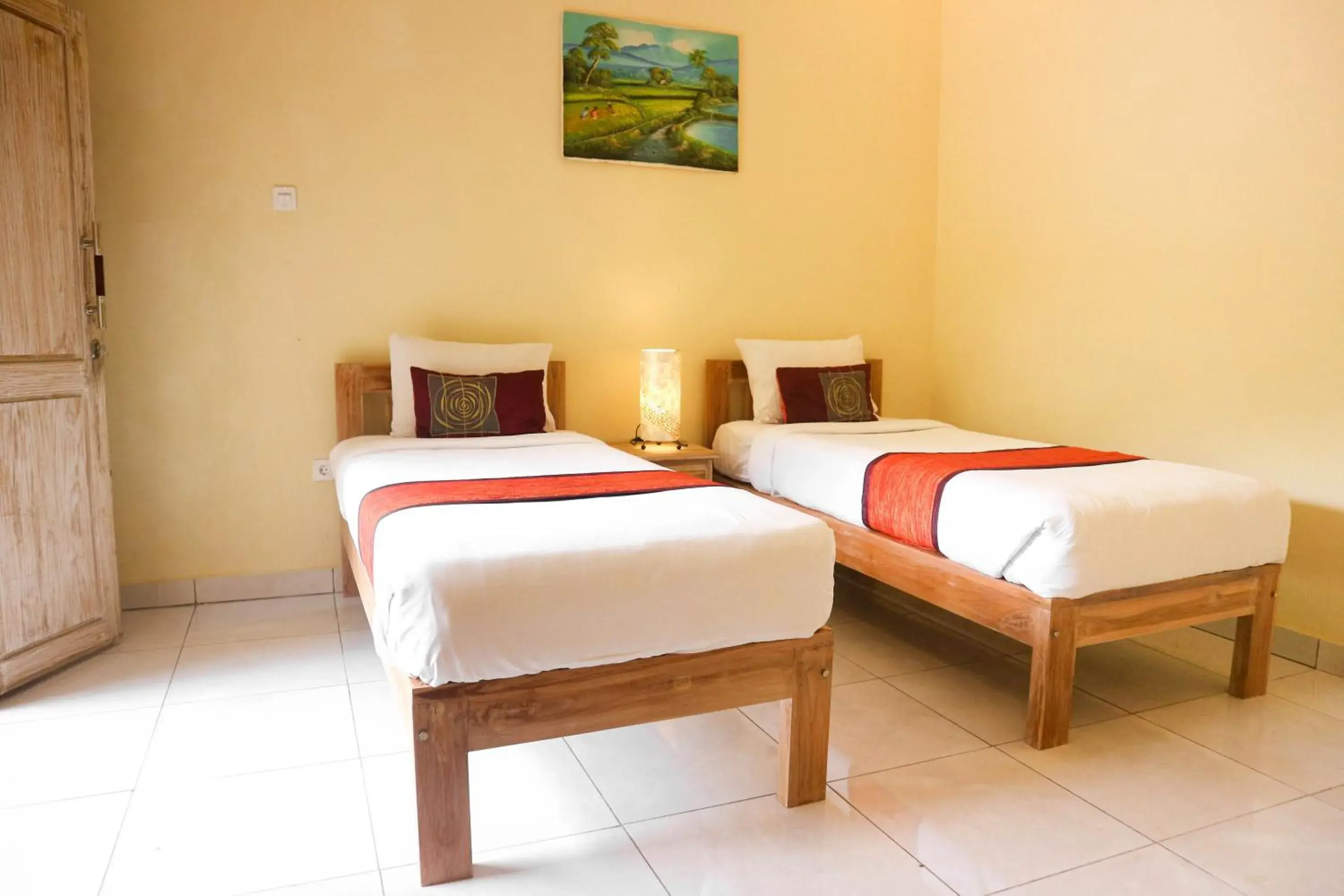 Deluxe Twin Room in Umah Kapti Deluxe Twin Room in Umah Kapti