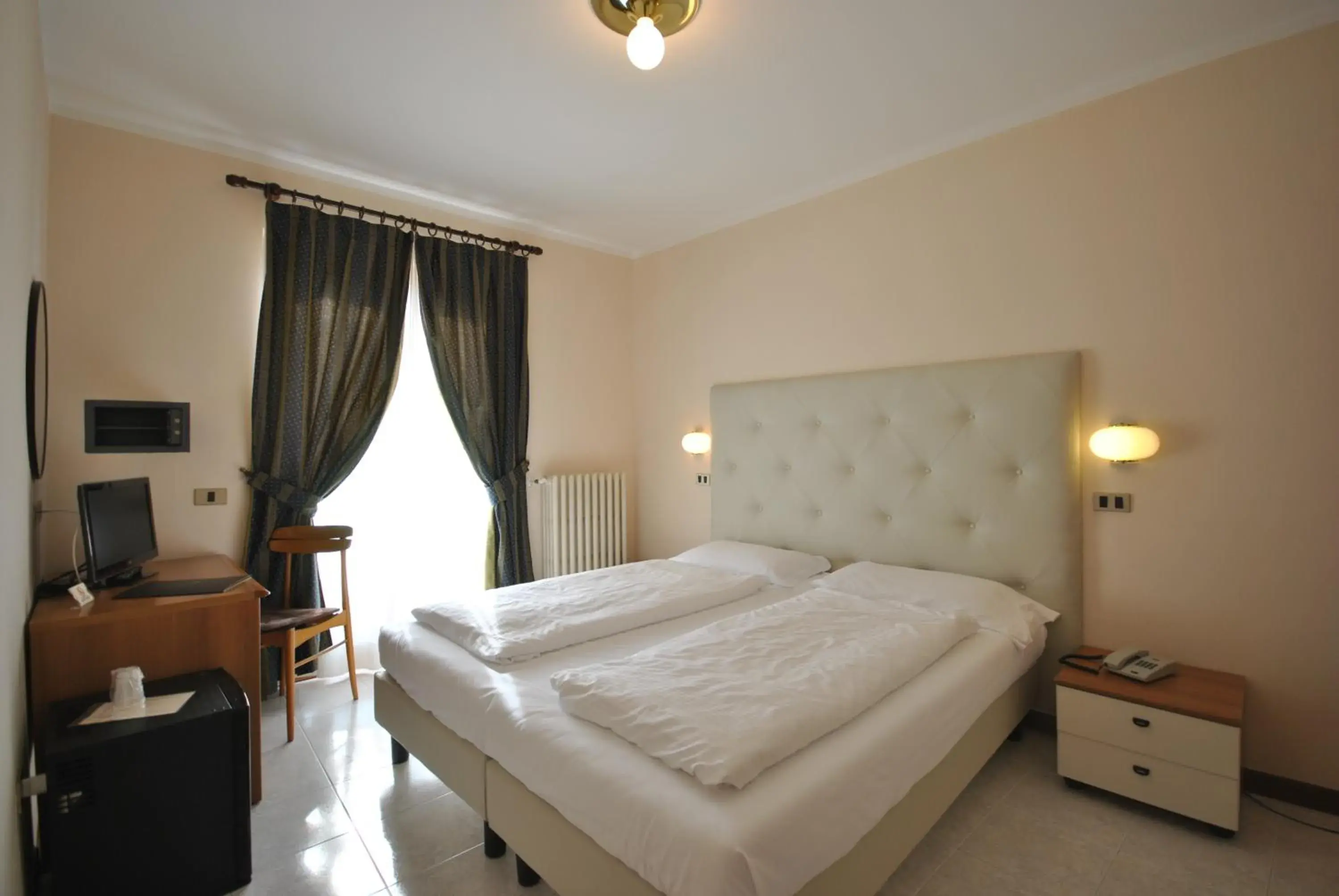 Double or Twin Room with Terrace - single occupancy in Hotel Gallo Double or Twin Room with Terrace - single occupancy in Hotel Gallo