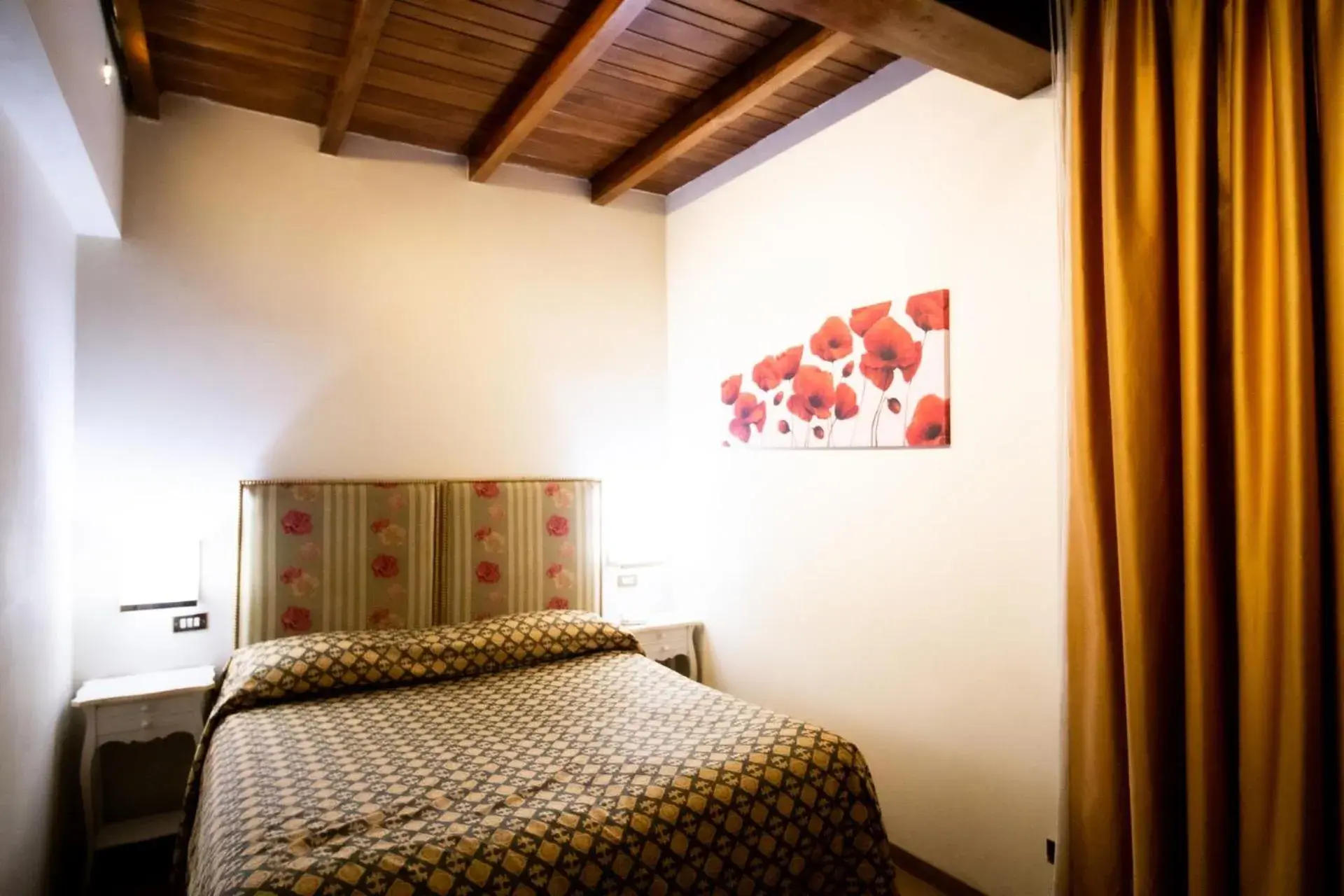 Economy Double or Twin Room in Hotel Nuovo Savi Economy Double or Twin Room in Hotel Nuovo Savi