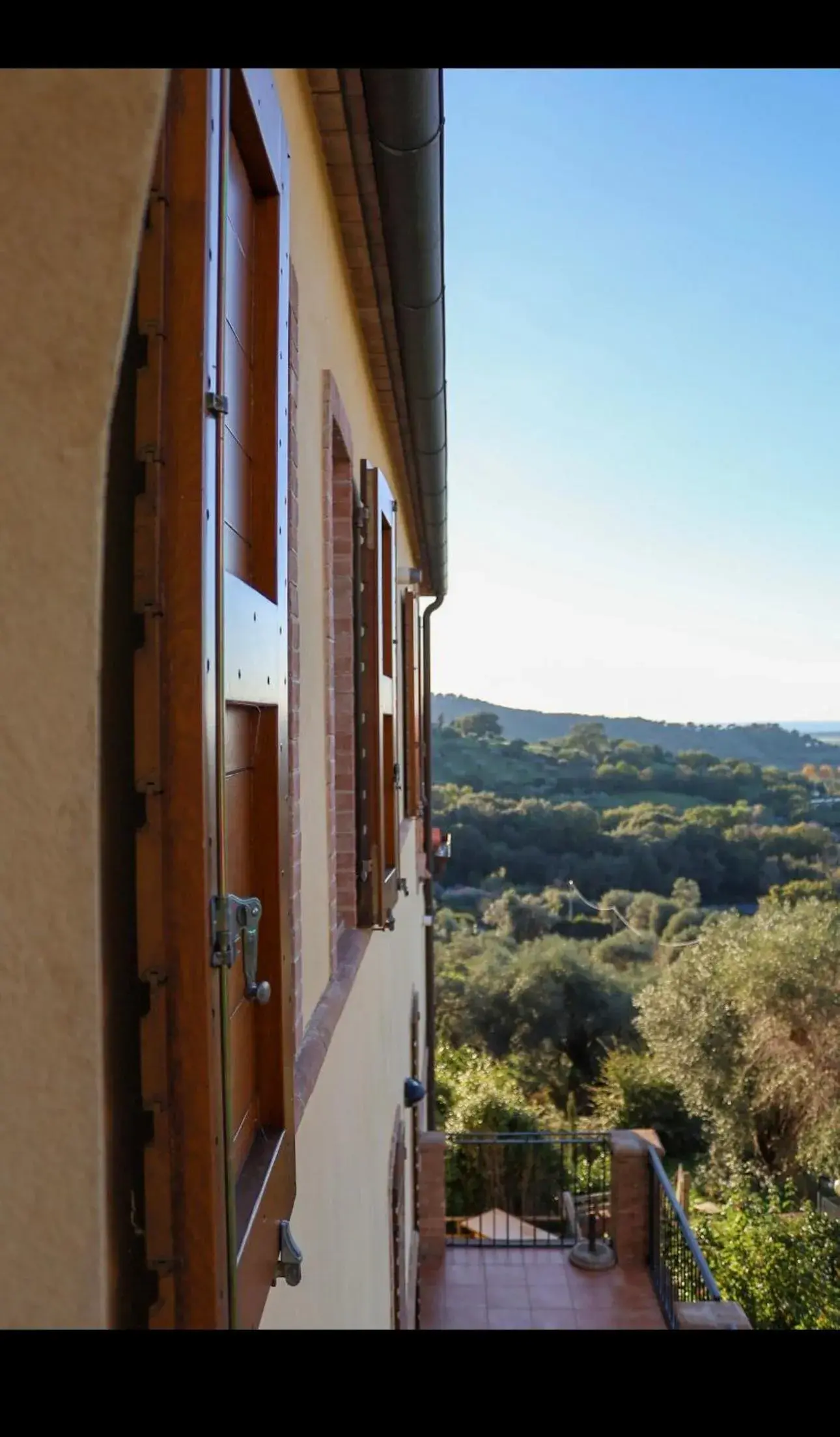 One-Bedroom Apartment (3 Adults) in Madonna Del Poggio CAV One-Bedroom Apartment (3 Adults) in Madonna Del Poggio CAV