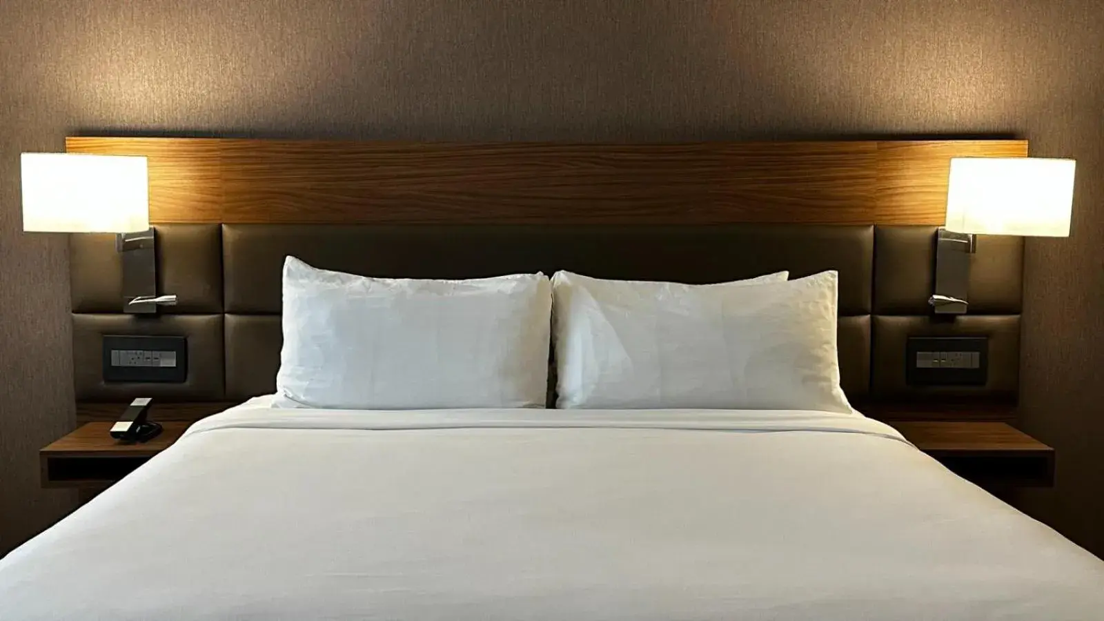 King Guest Room in AC Hotel by Marriott San Jose Escazu King Guest Room in AC Hotel by Marriott San Jose Escazu
