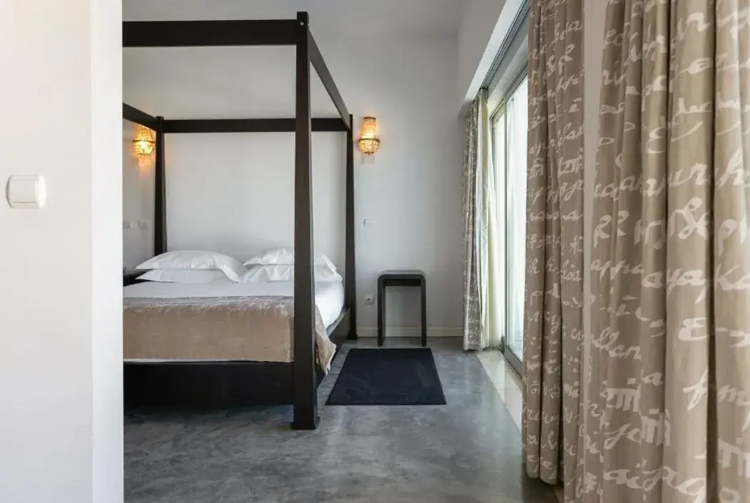 Suite with Pool View in Hotel Solar Dos Mascarenhas Suite with Pool View in Hotel Solar Dos Mascarenhas