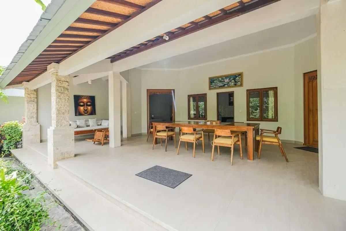 Three-Bedroom Villa in Poinciana Resort Three-Bedroom Villa in Poinciana Resort