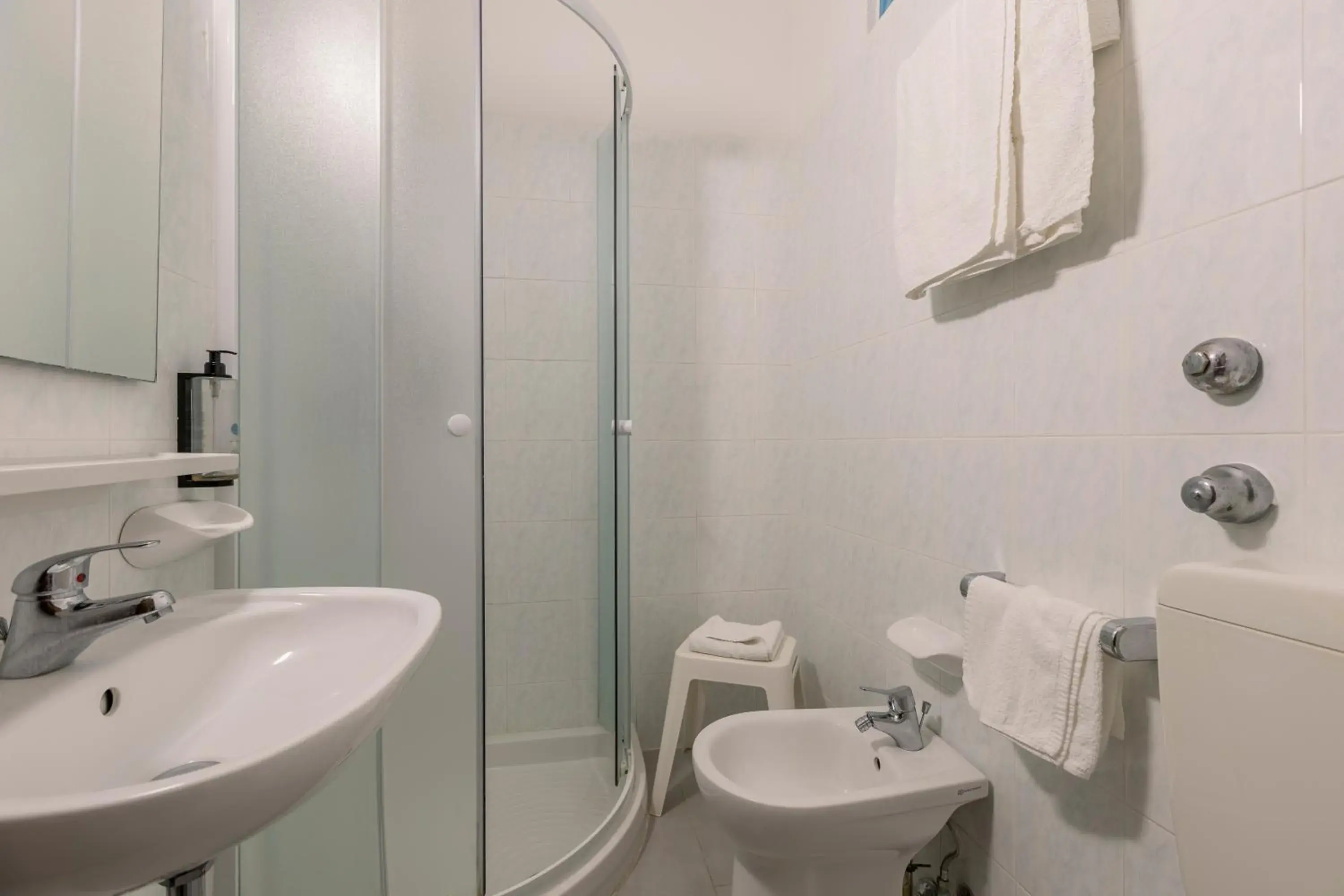 Superior Triple Room with Sea View in Hotel Centrale Superior Triple Room with Sea View in Hotel Centrale