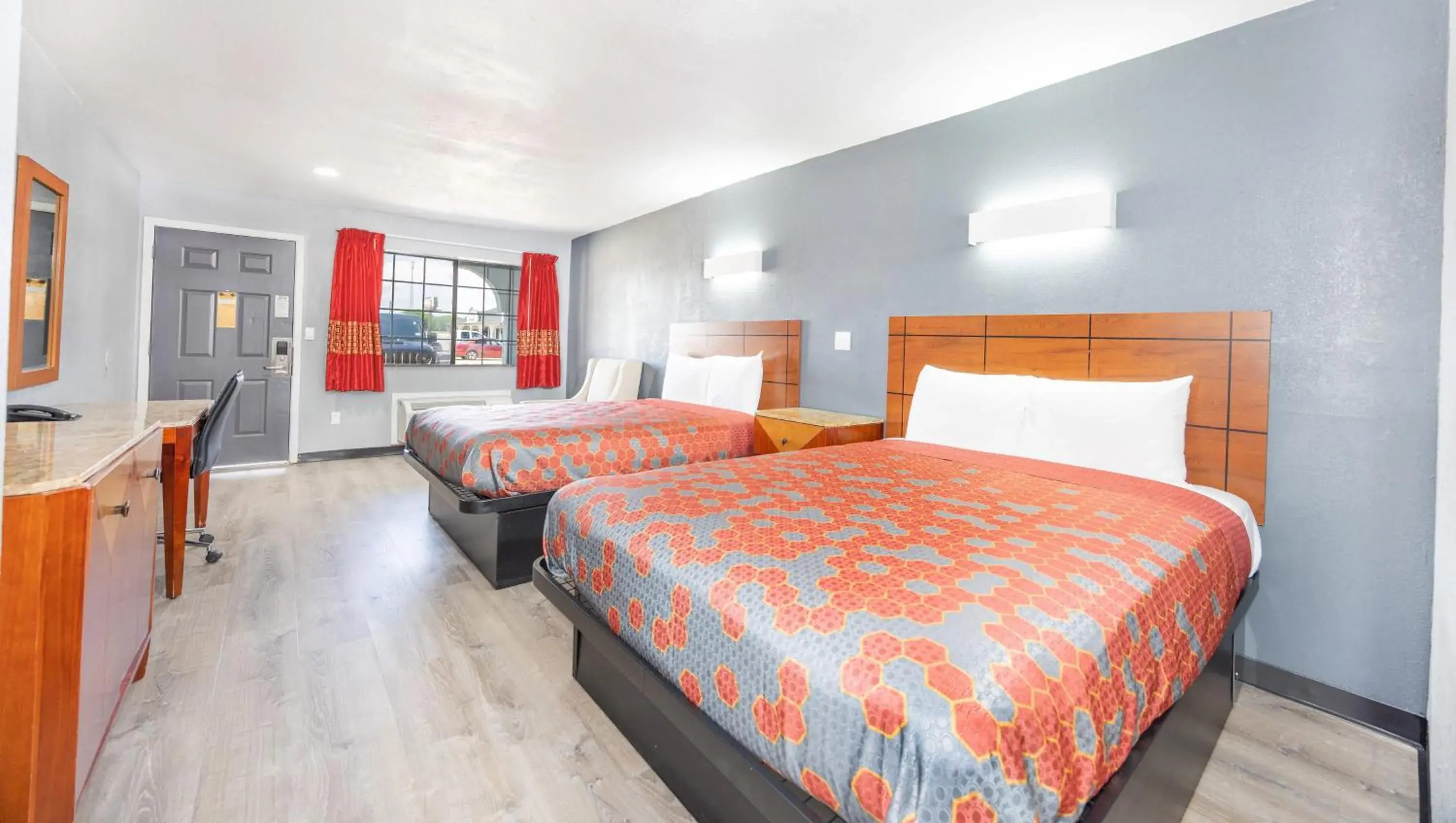 Queen Room with Two Queen Beds Non-Smoking in Executive Inn Hondo Queen Room with Two Queen Beds Non-Smoking in Executive Inn Hondo