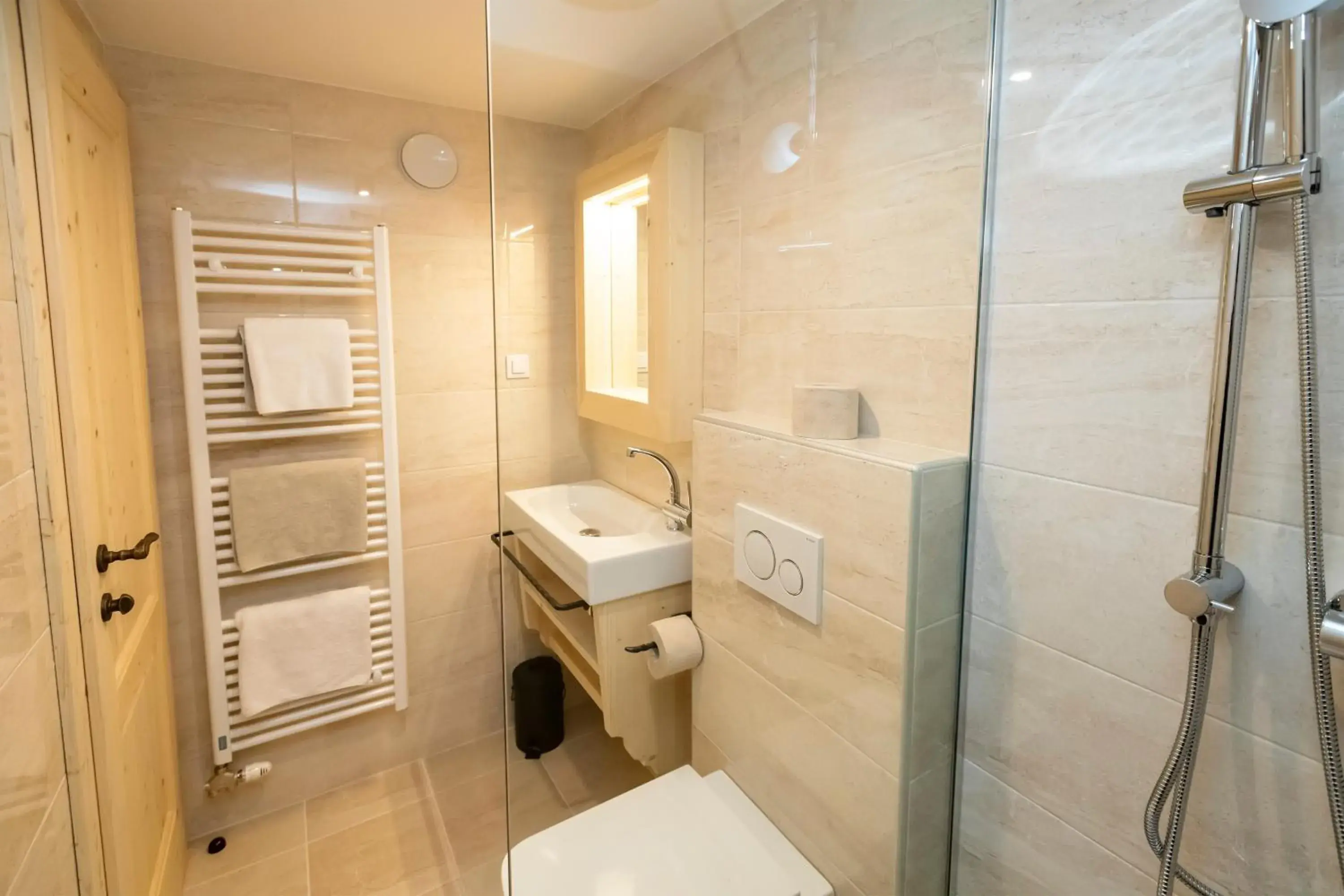 A3 - Ground Floor - Small One-Bedroom Apartment with Terrace in ALPIK Chalets - Bohinj A3 - Ground Floor - Small One-Bedroom Apartment with Terrace in ALPIK Chalets - Bohinj