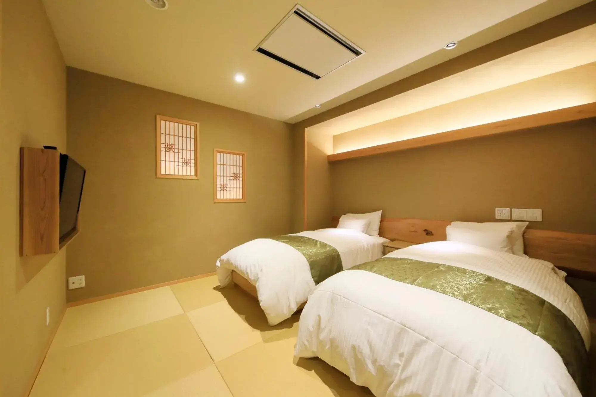 Twin Room with Private External Bathroom in Ryokan Biyunoyado Twin Room with Private External Bathroom in Ryokan Biyunoyado