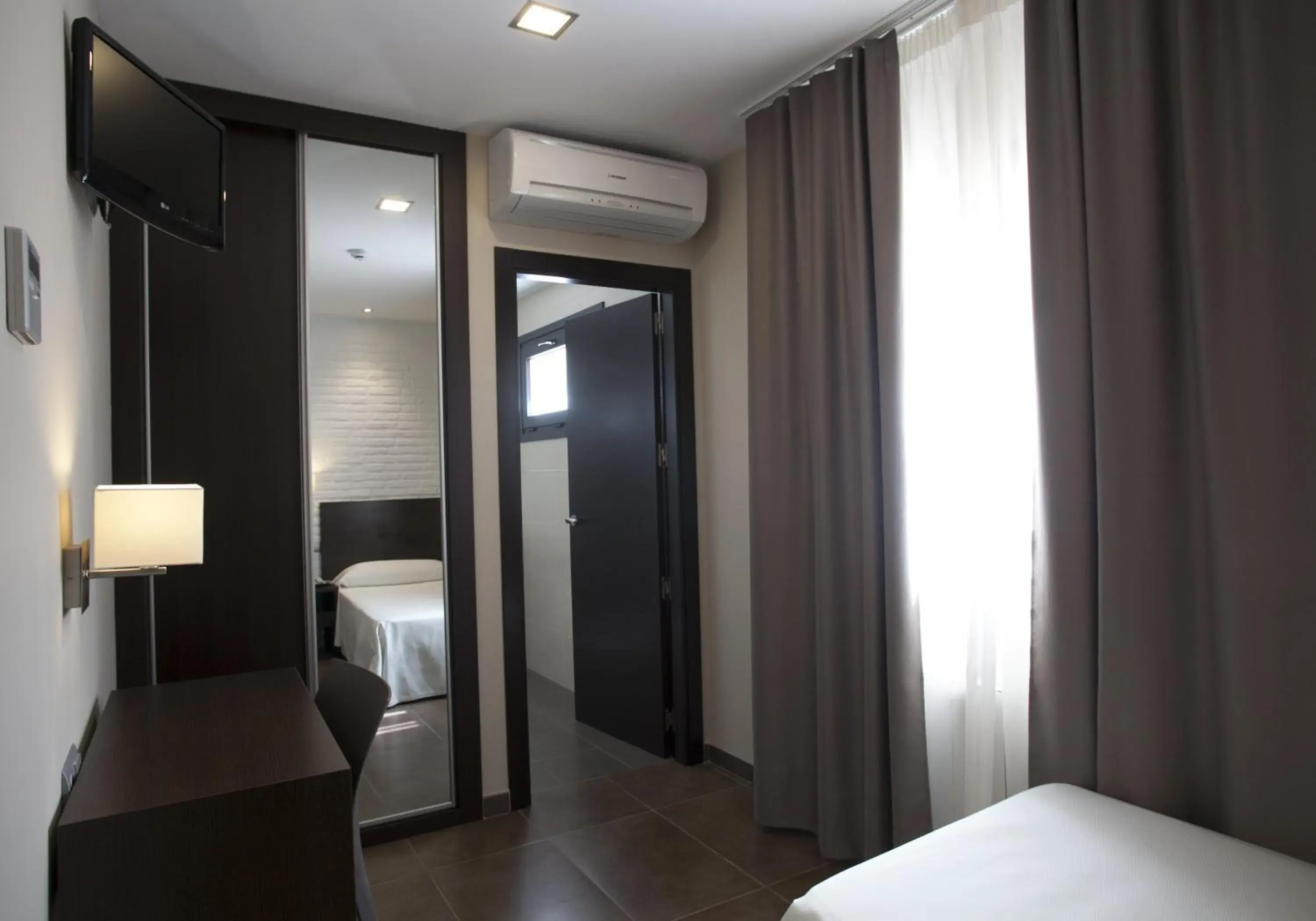 Single Room - single occupancy in Hotel Restaurante El Corte Single Room - single occupancy in Hotel Restaurante El Corte