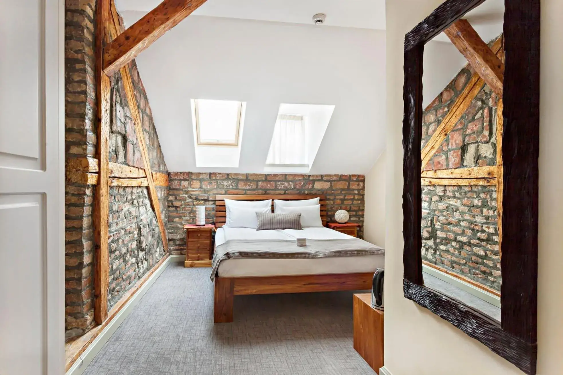 Double Room in SuperB Luxury Suites Double Room in SuperB Luxury Suites