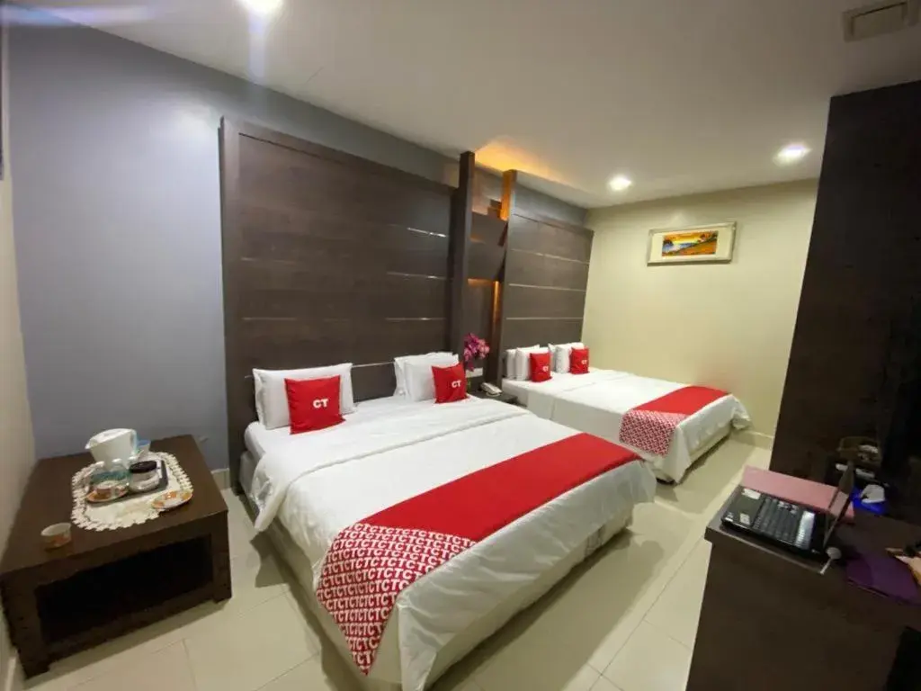 Deluxe Suite in Ct Hotel Deluxe Suite in Ct Hotel