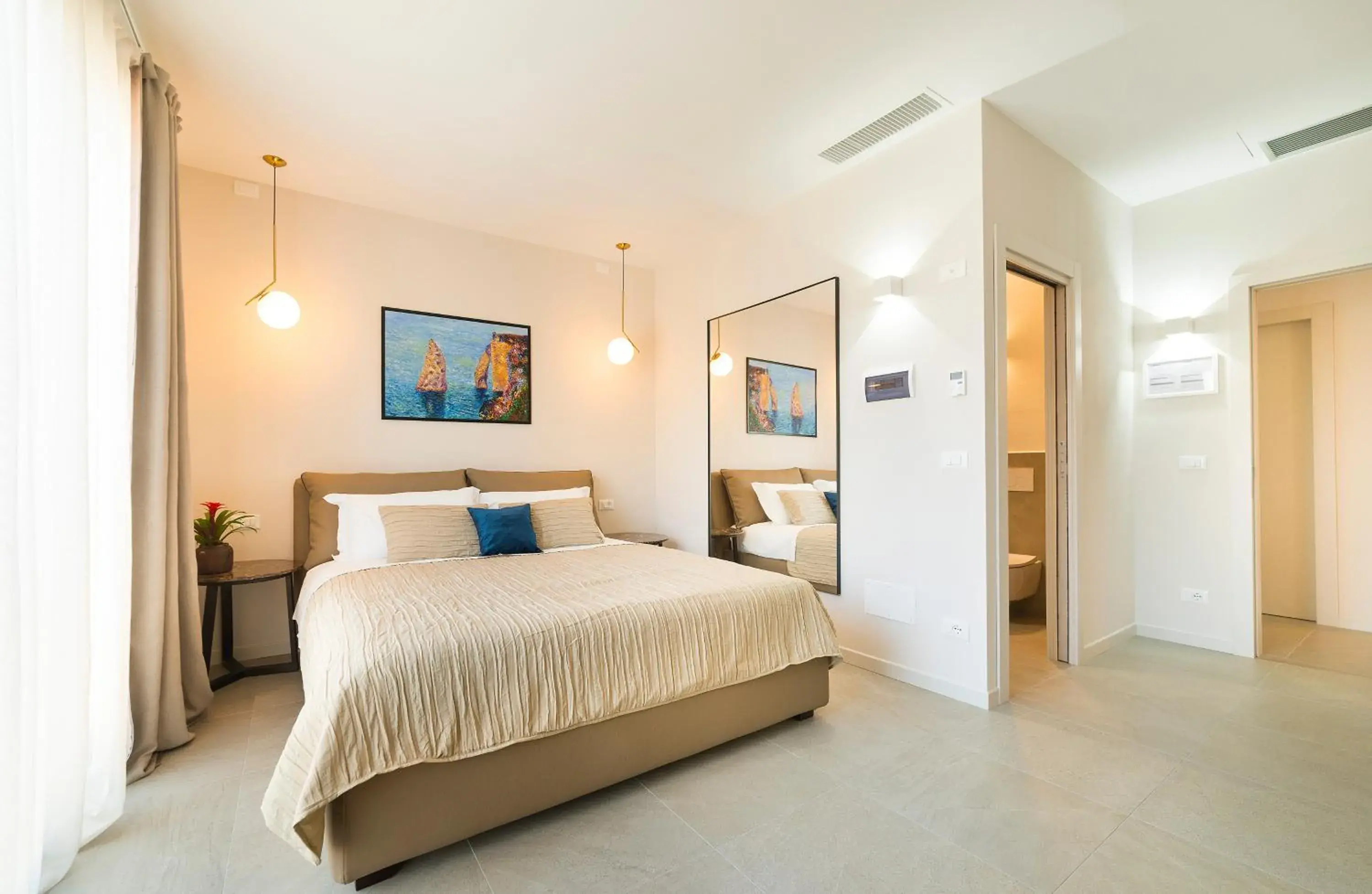 Deluxe Triple Room in Garda Room Deluxe Triple Room in Garda Room