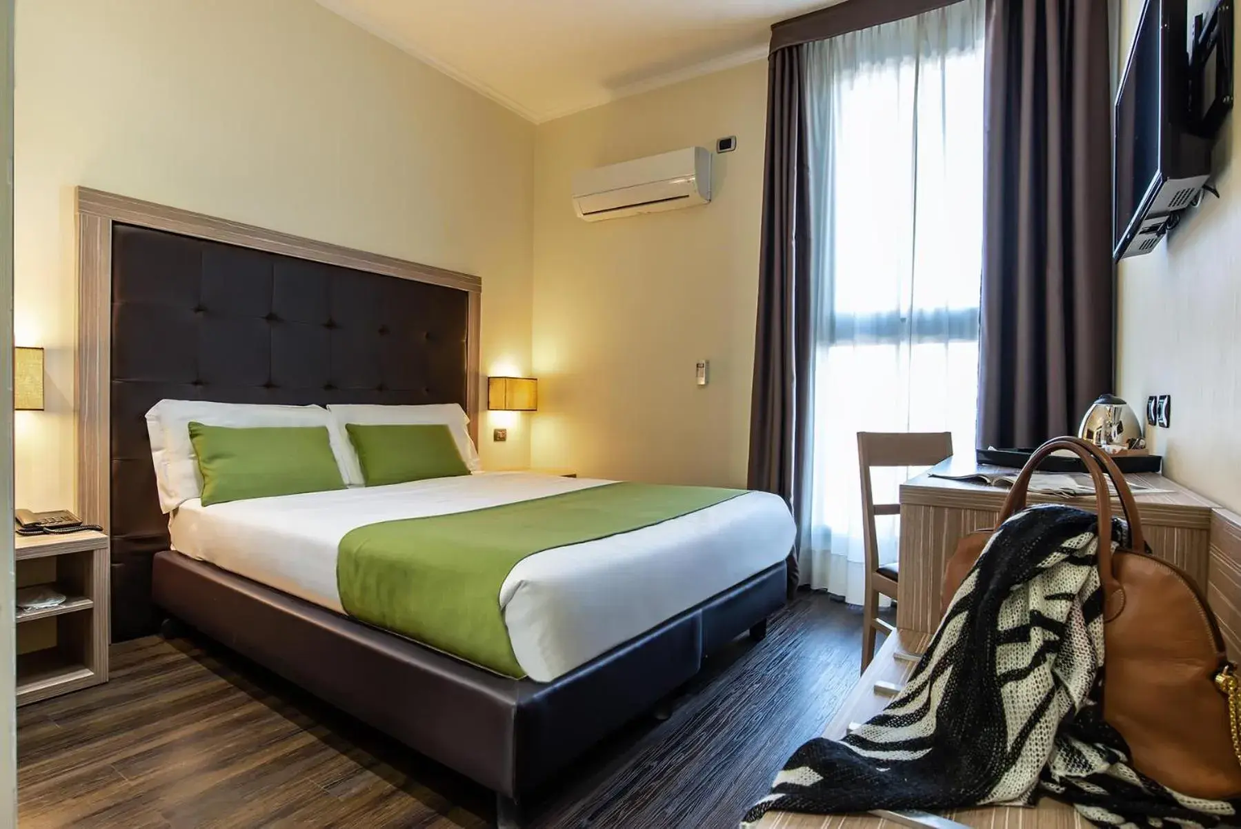 Superior Double or Twin Room in Hotel Roma Sud Superior Double or Twin Room in Hotel Roma Sud