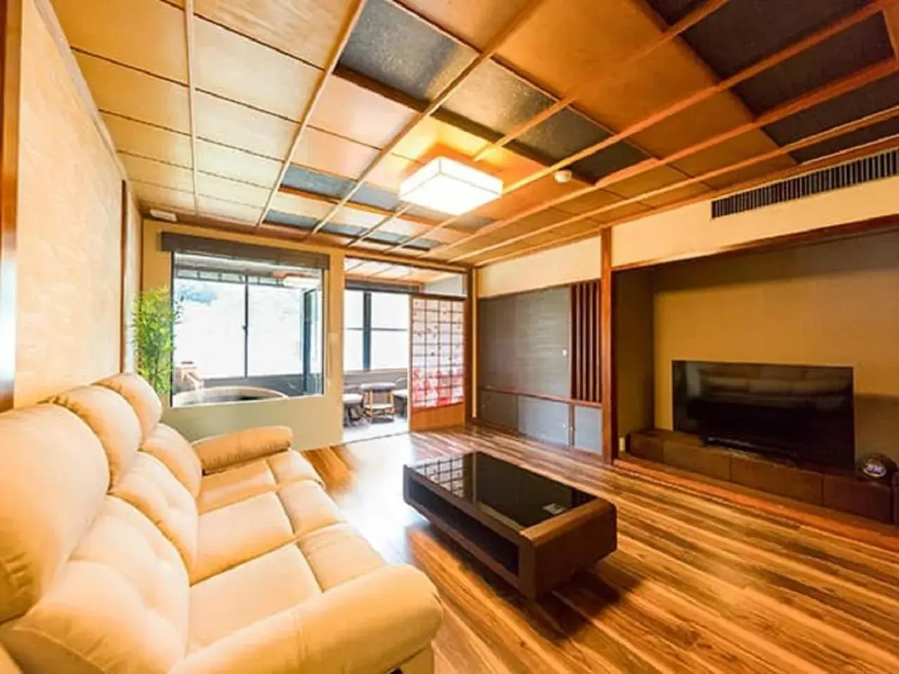 Junior Suite with Mountain View in LiVEMAX RESORT Kawaji Junior Suite with Mountain View in LiVEMAX RESORT Kawaji