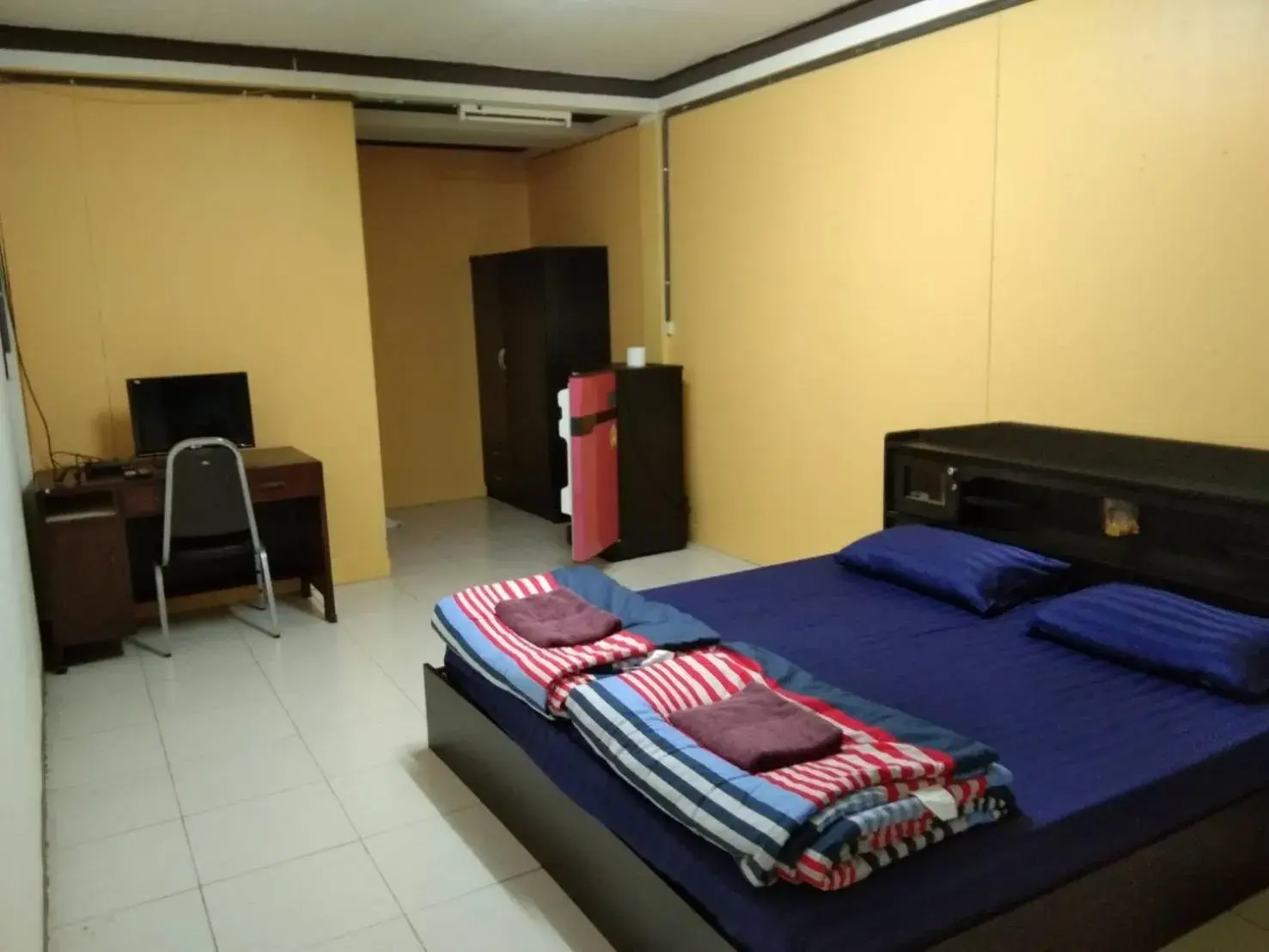 Budget Double Room in E2S Place Budget Double Room in E2S Place