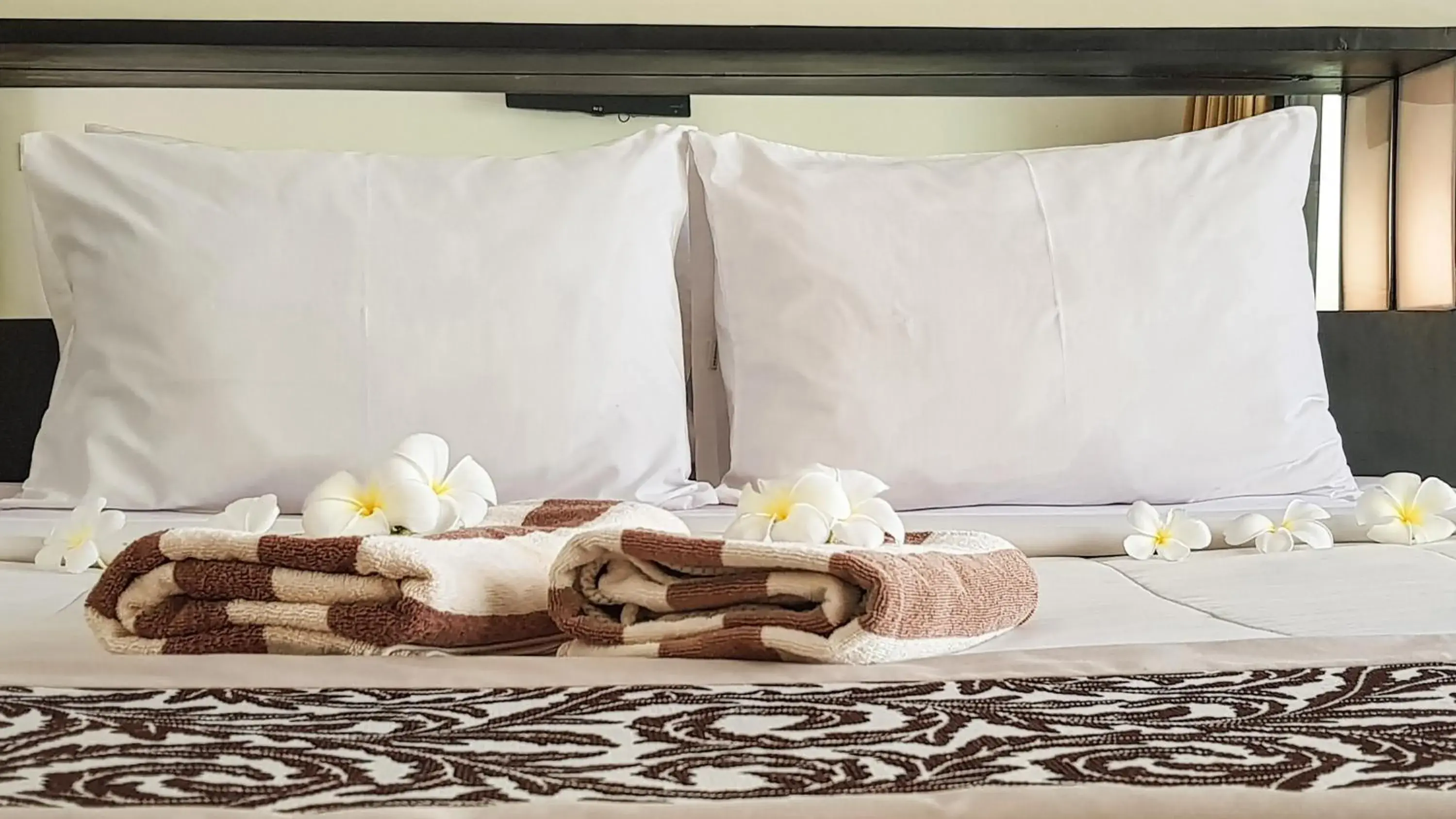 Deluxe Double Room with Garden in Kaluku Gili Resort Deluxe Double Room with Garden in Kaluku Gili Resort