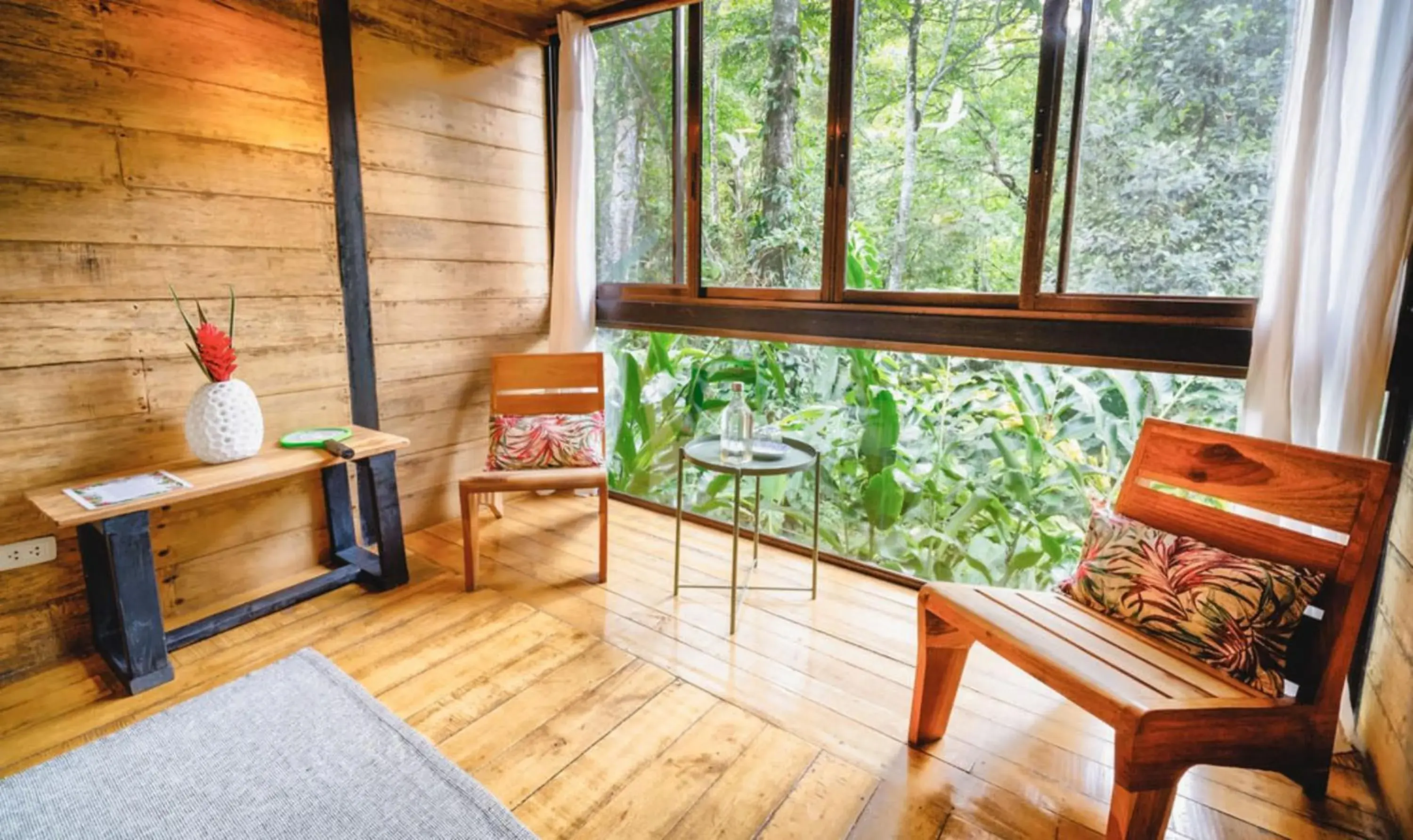 Deluxe Double Room in La Shamana - Ecological Concept in Jungle Deluxe Double Room in La Shamana - Ecological Concept in Jungle