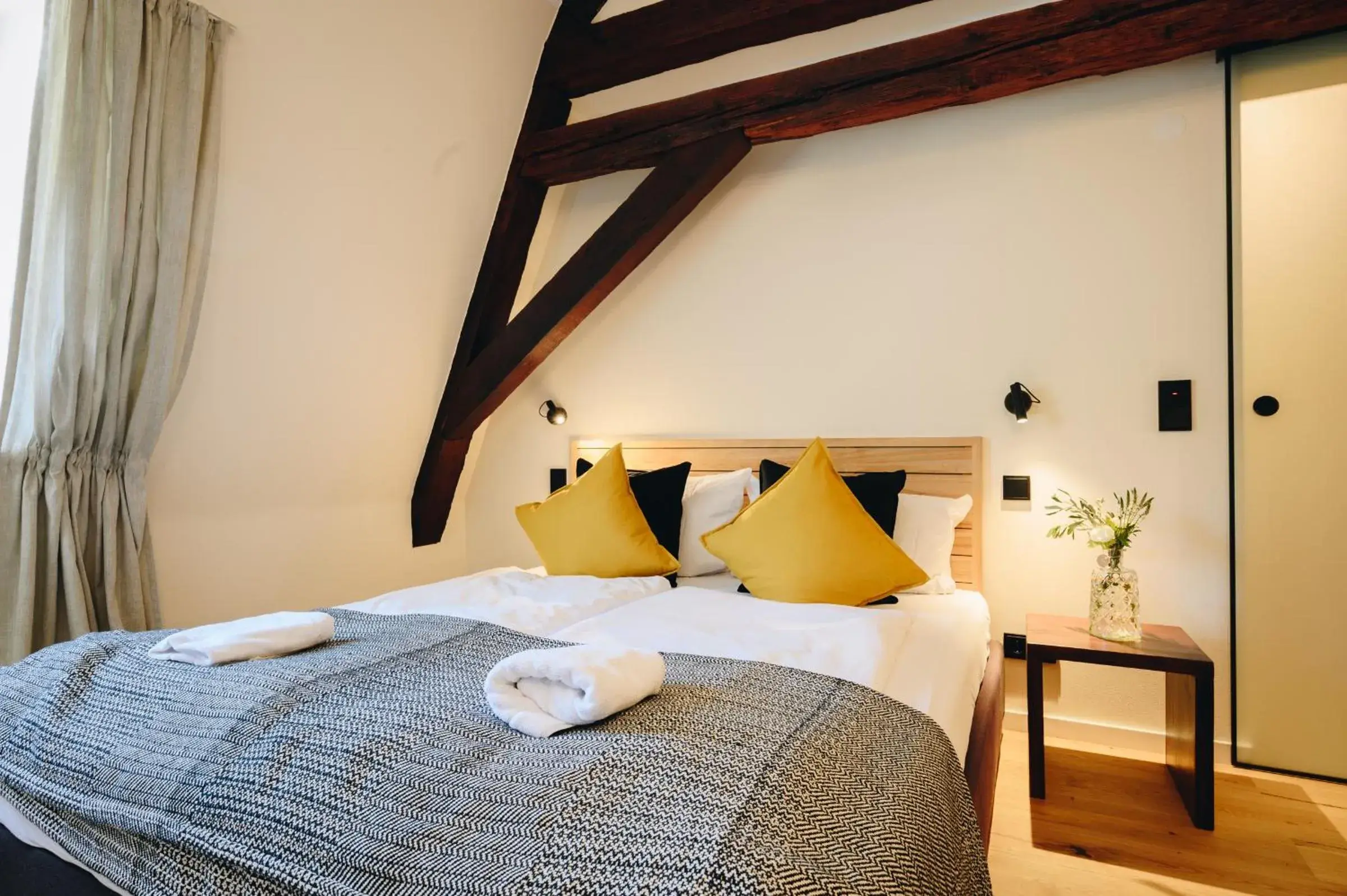 Classic Double Room in Boutiquehotel Kloster Pfalzel Classic Double Room in Boutiquehotel Kloster Pfalzel