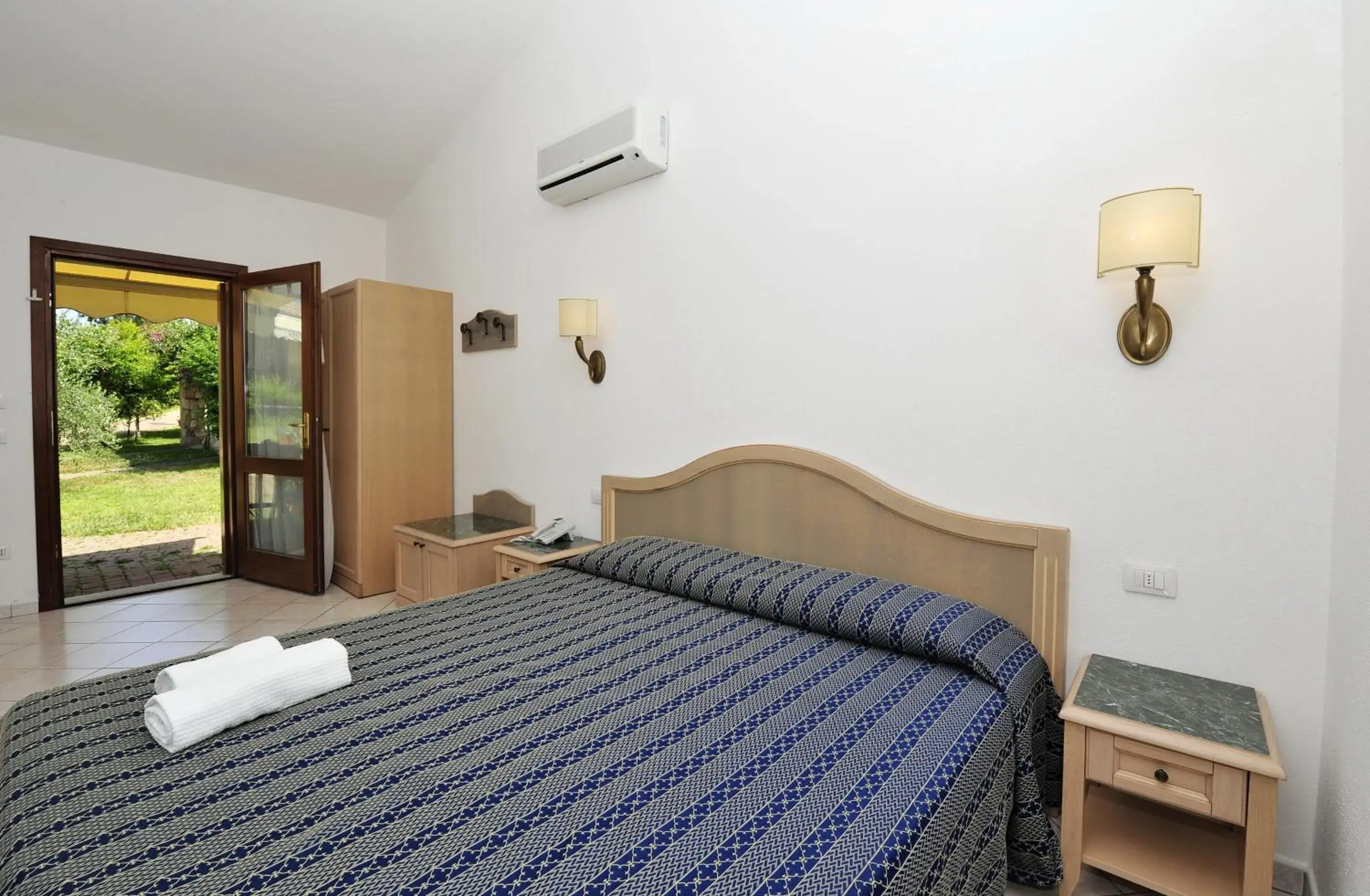 Double or Twin Room in Hotel Cala Mirto Double or Twin Room in Hotel Cala Mirto