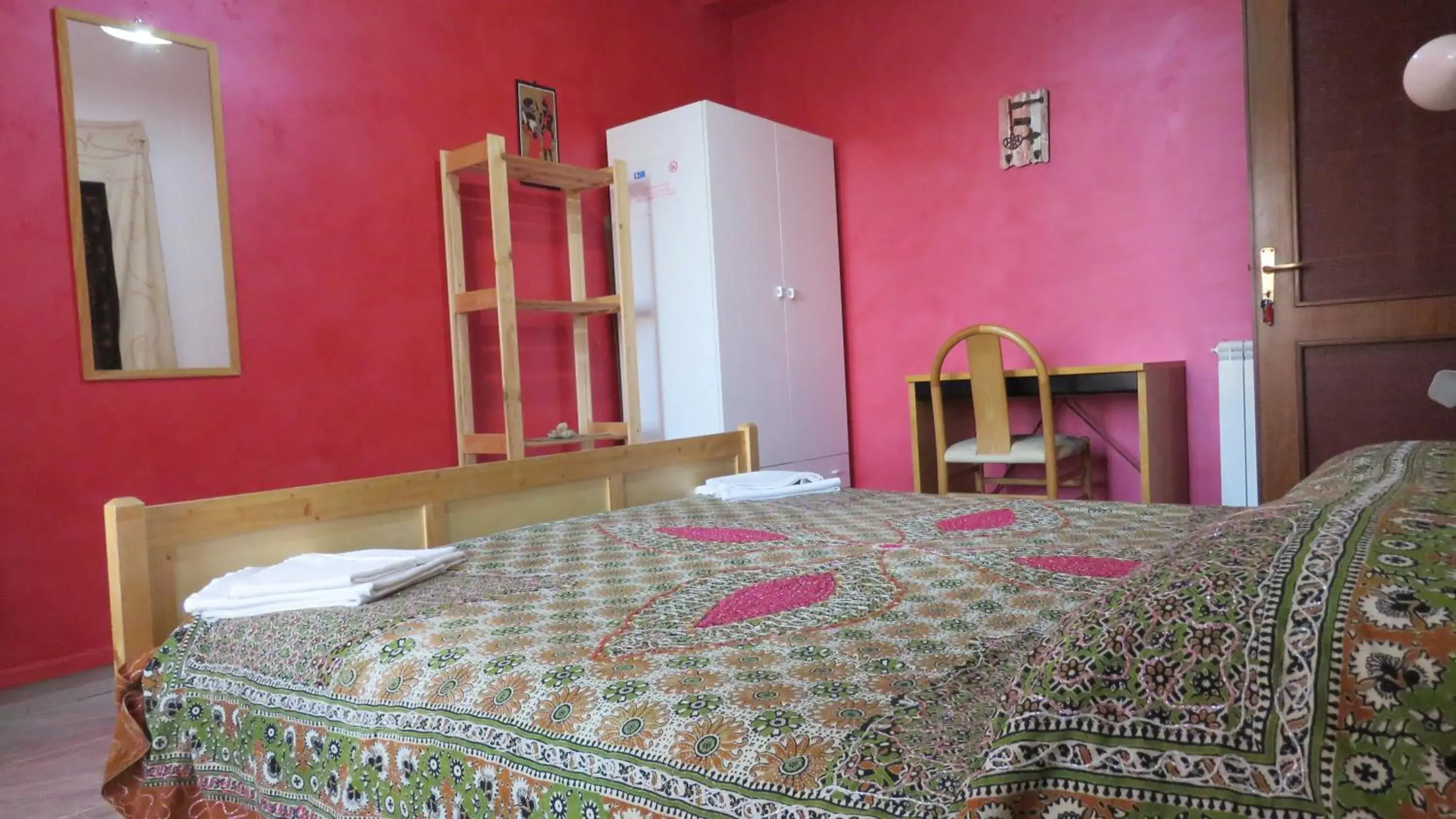 Small Double Room with Balcony in B&B Nereidi Small Double Room with Balcony in B&B Nereidi
