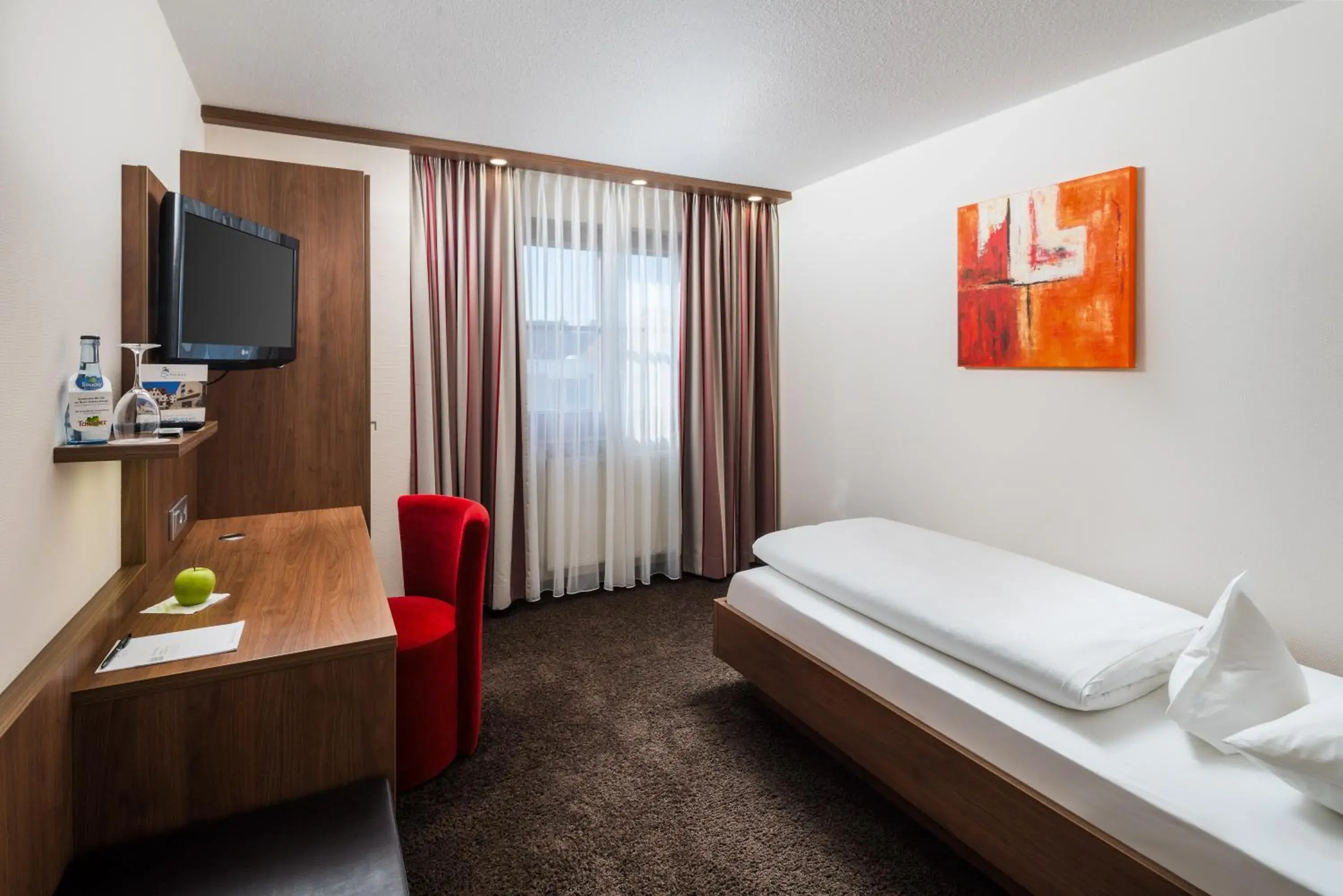Single Room in Hotel Schwanen Single Room in Hotel Schwanen